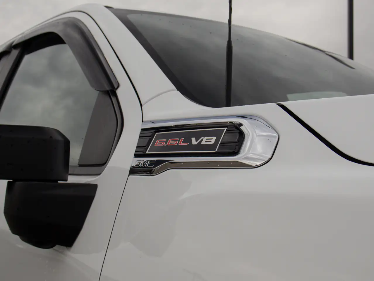 GMC Sierra 2500HD снимка GMC Sierra 2500HD