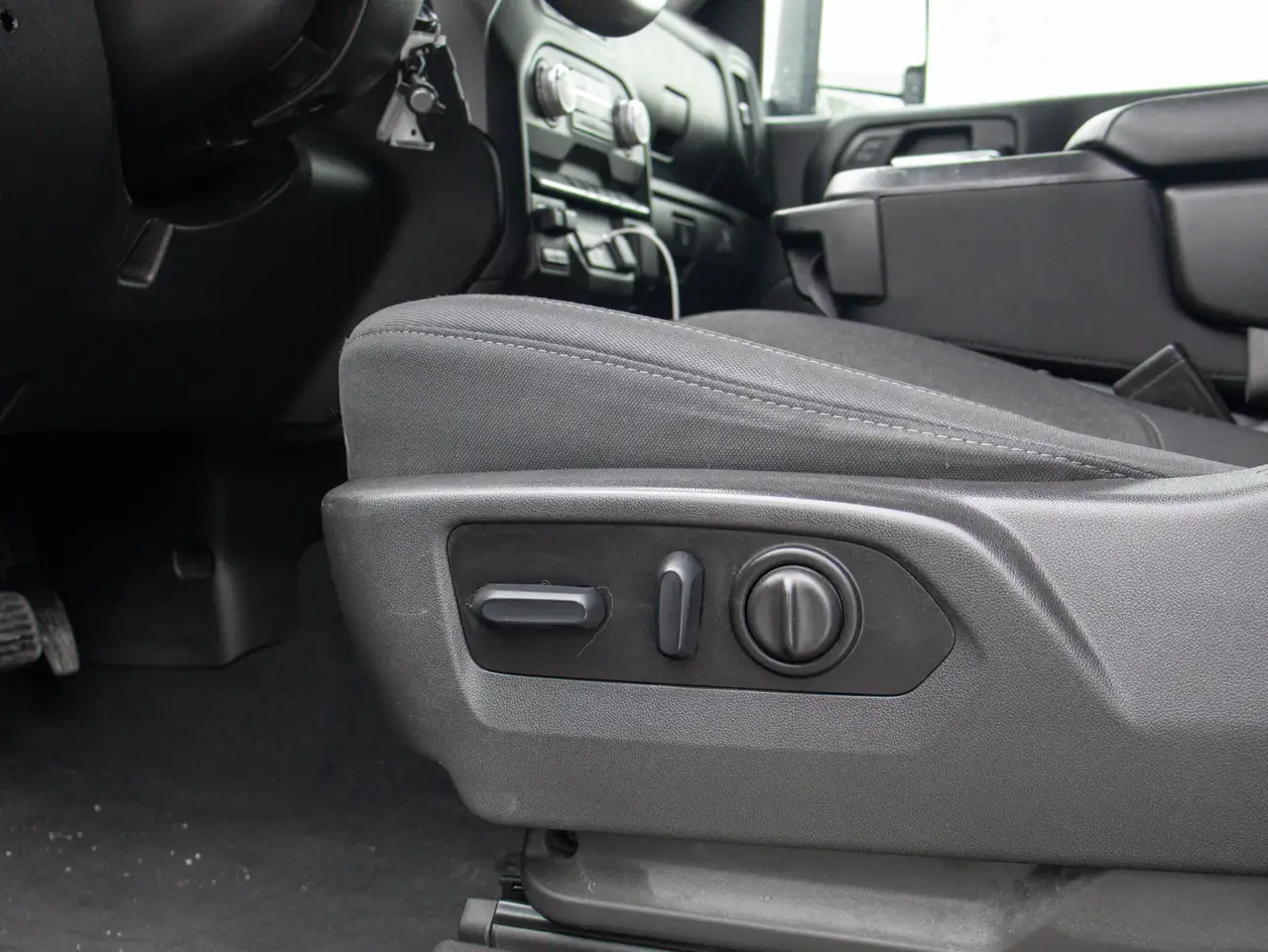 GMC Sierra 2500HD снимка GMC Sierra 2500HD