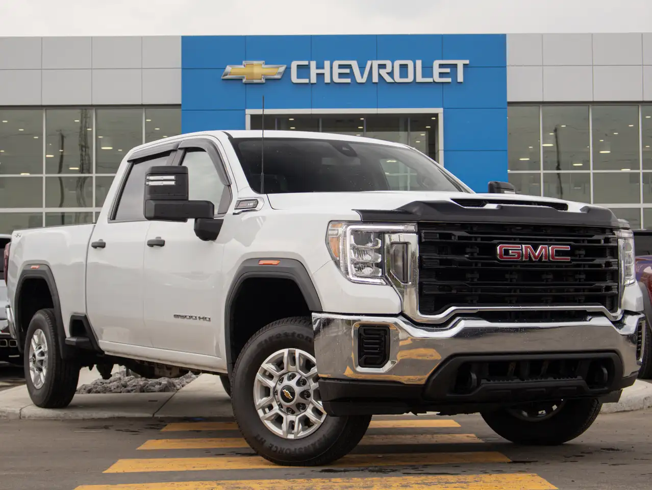 GMC Sierra 2500HD снимка GMC Sierra 2500HD