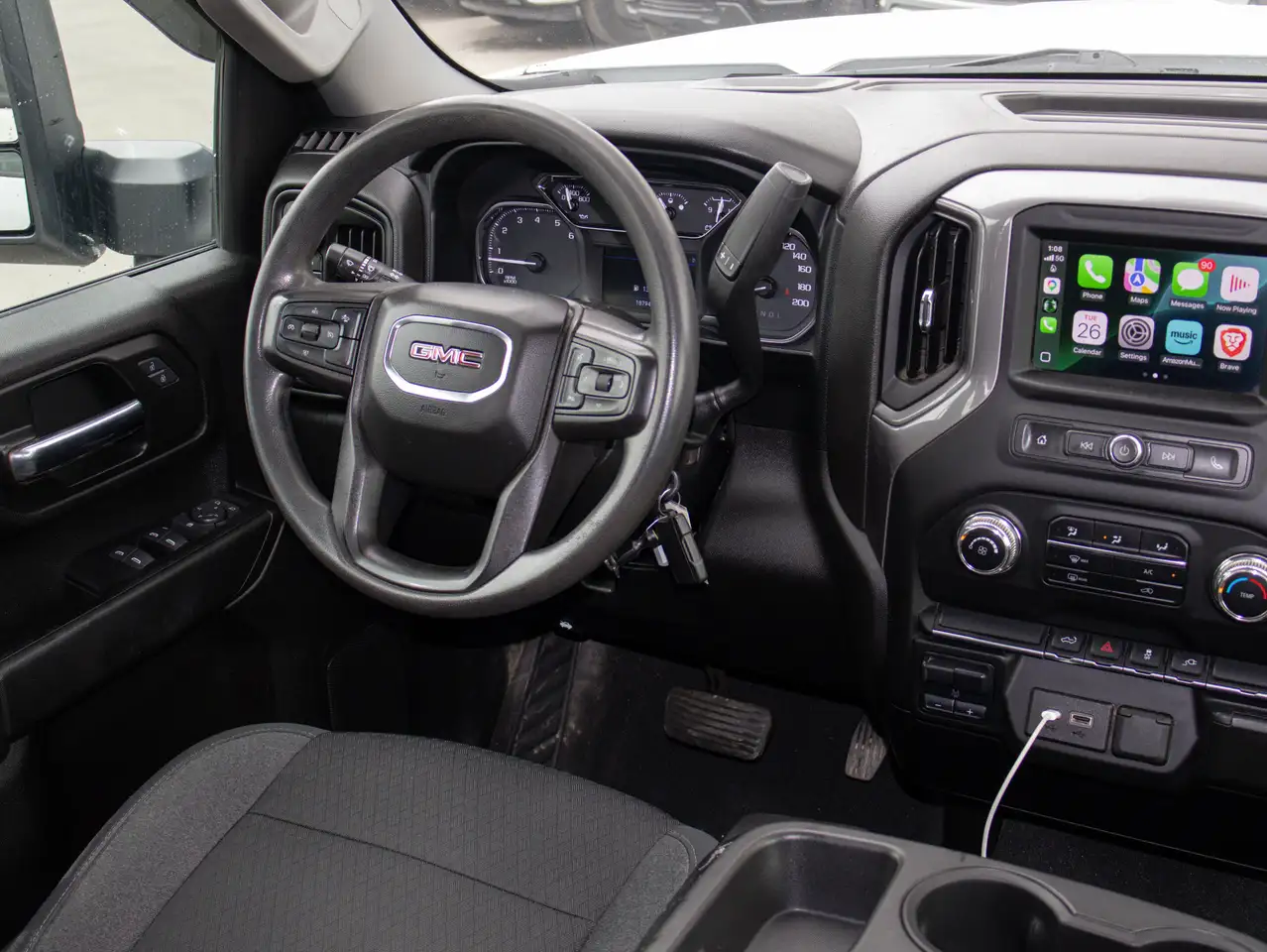 GMC Sierra 2500HD снимка GMC Sierra 2500HD