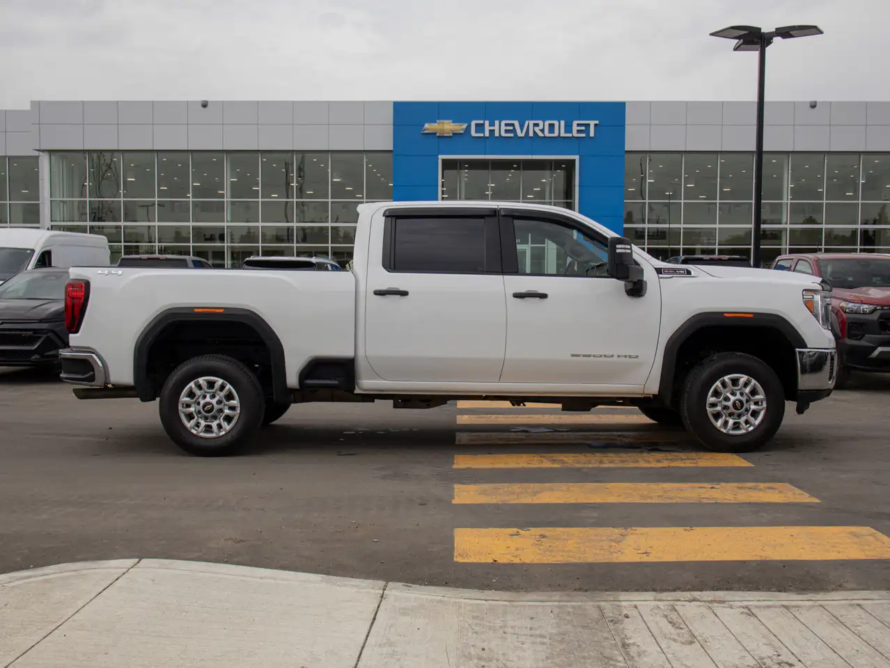 GMC Sierra 2500HD снимка GMC Sierra 2500HD