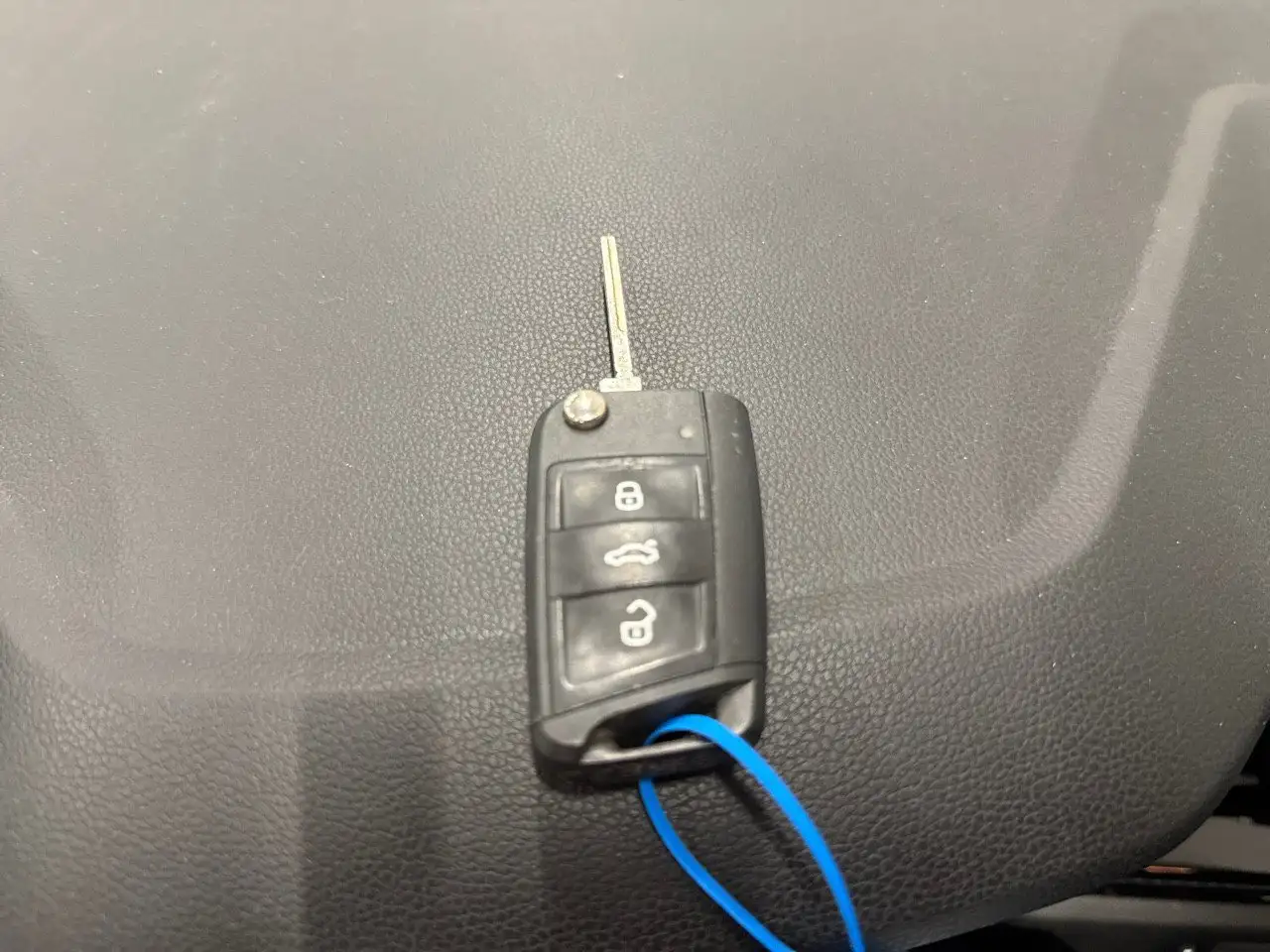 Volkswagen Polo 1.0 TSI Life 17