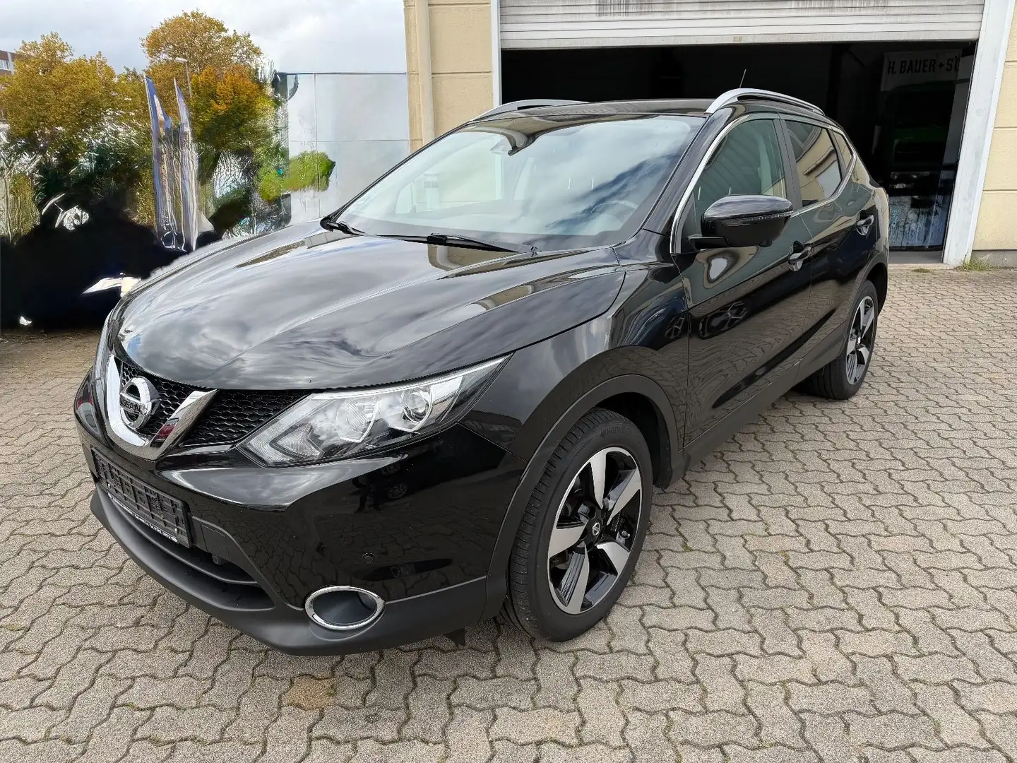 Nissan Qashqai N-Connecta Noir - 2