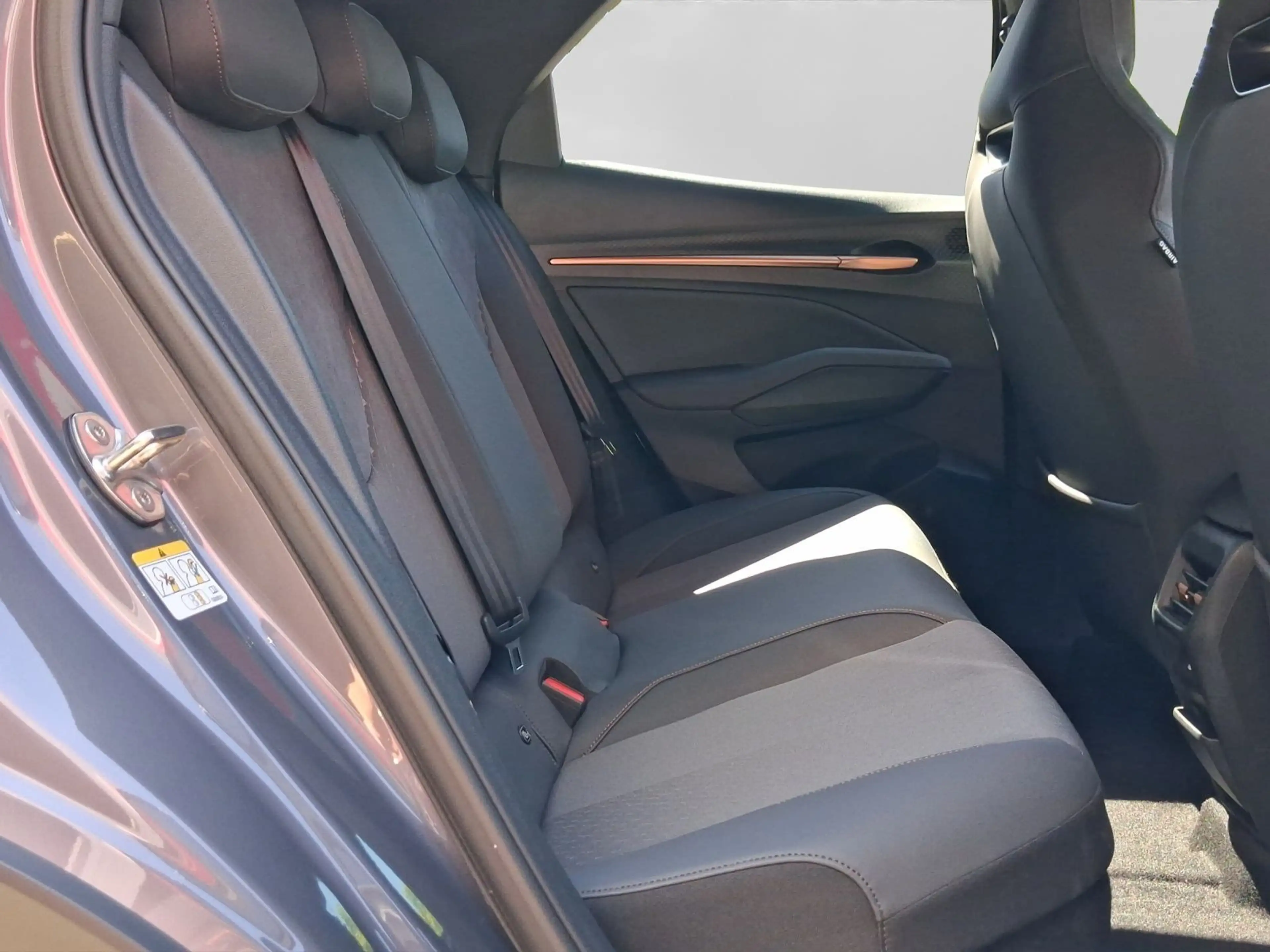 CUPRA Raval Endurance Edition Dynamic Plus Plasma NAVI — photo 6