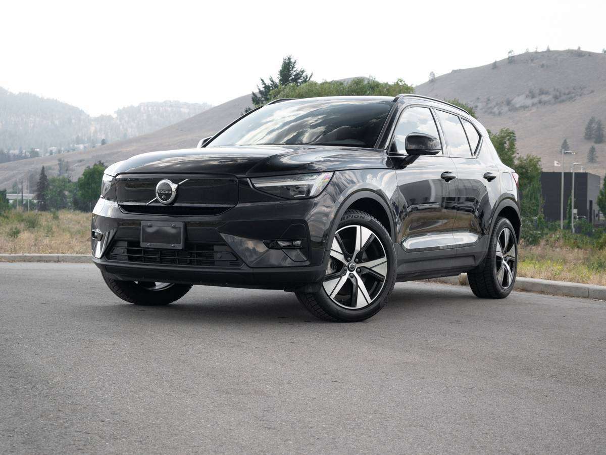 2026 Volvo EX40 ULTRA