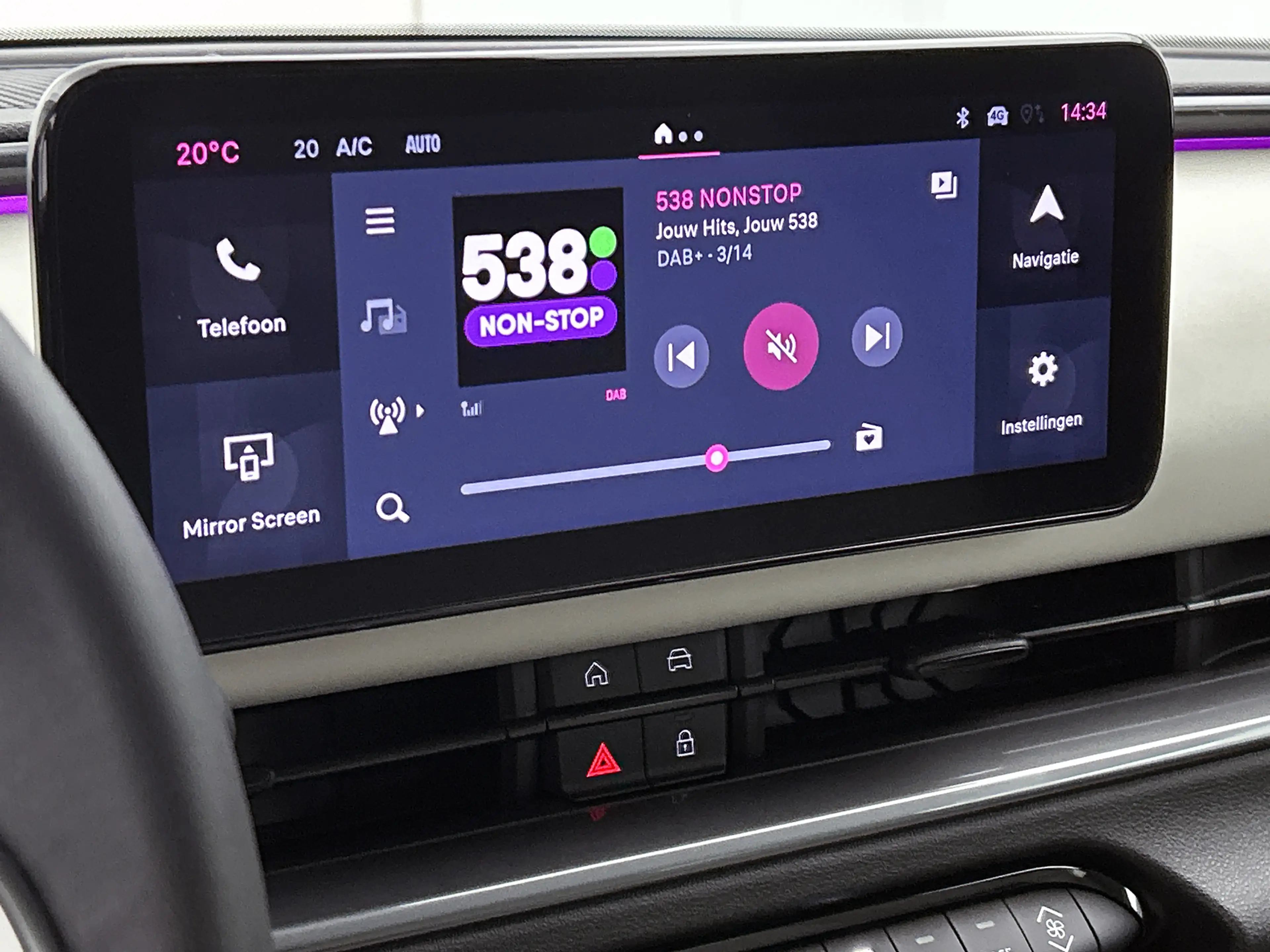 Fiat 600 1.2 Hybrid La Prima Keyless, CarPlay, Massage Bij — photo 11