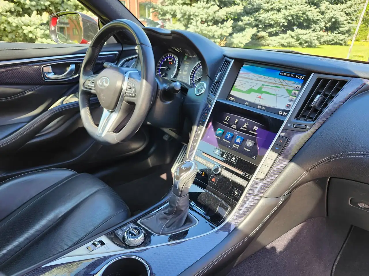 Infiniti Q60 fotografie Infiniti Q60