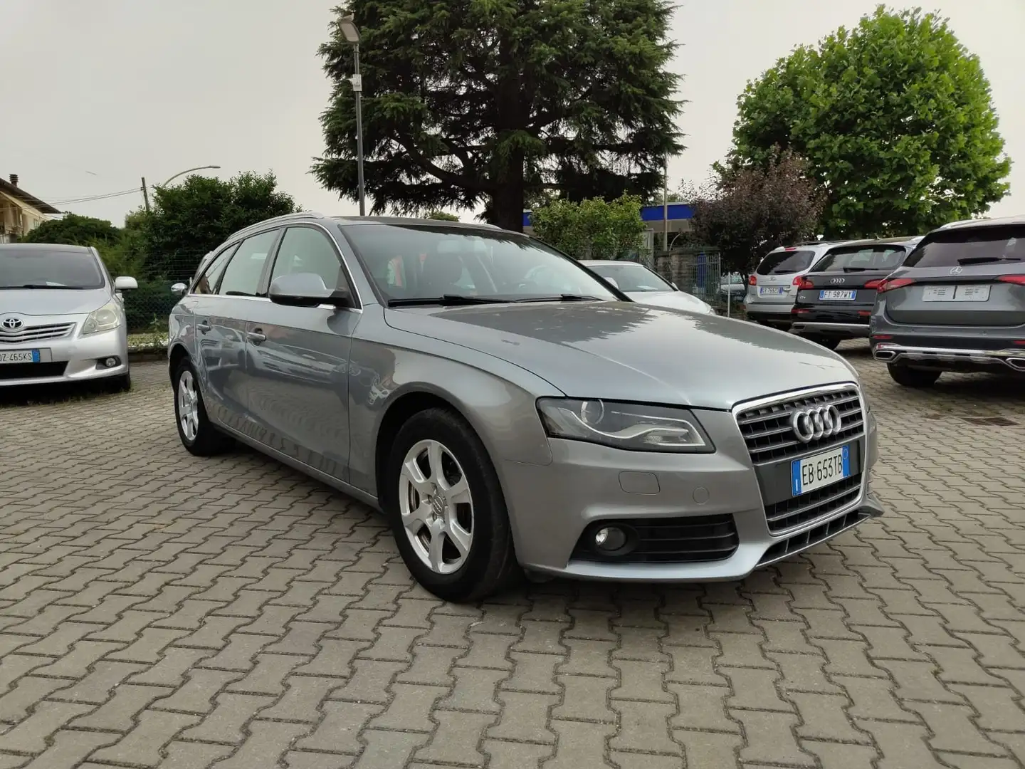Audi A4 A4 Avant 2.0 tdi fap Grau - 1
