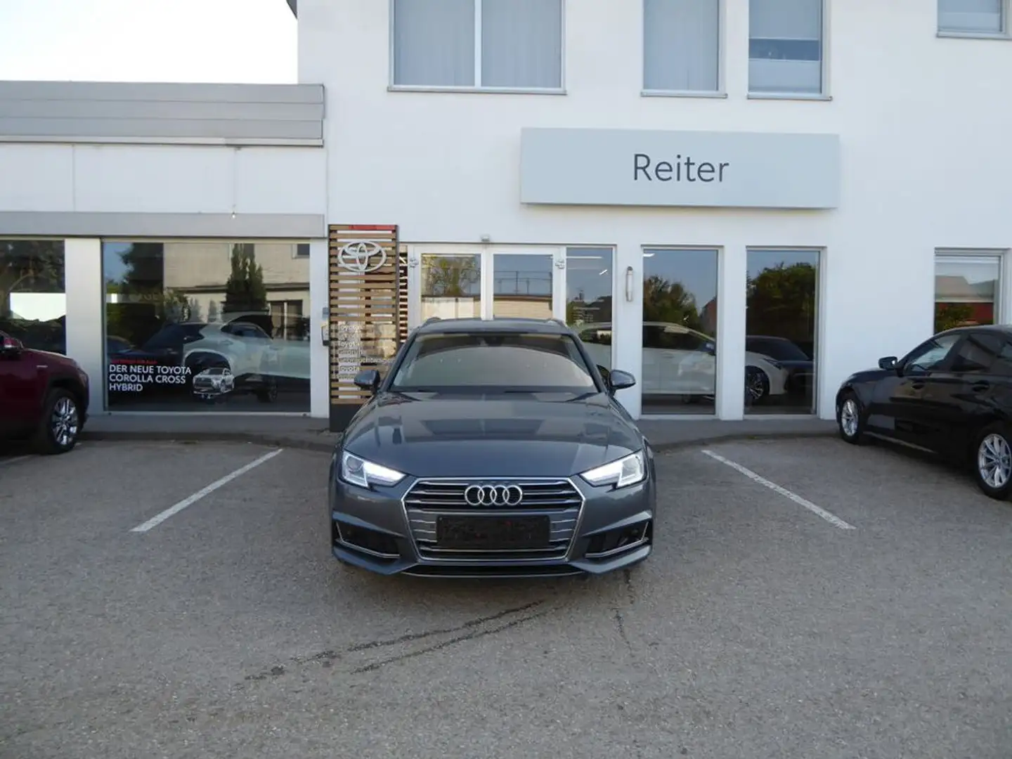 Audi A4 Avant 35 TDI S-tronic *VIRTUAL*ACC*AHK* Gris - 1