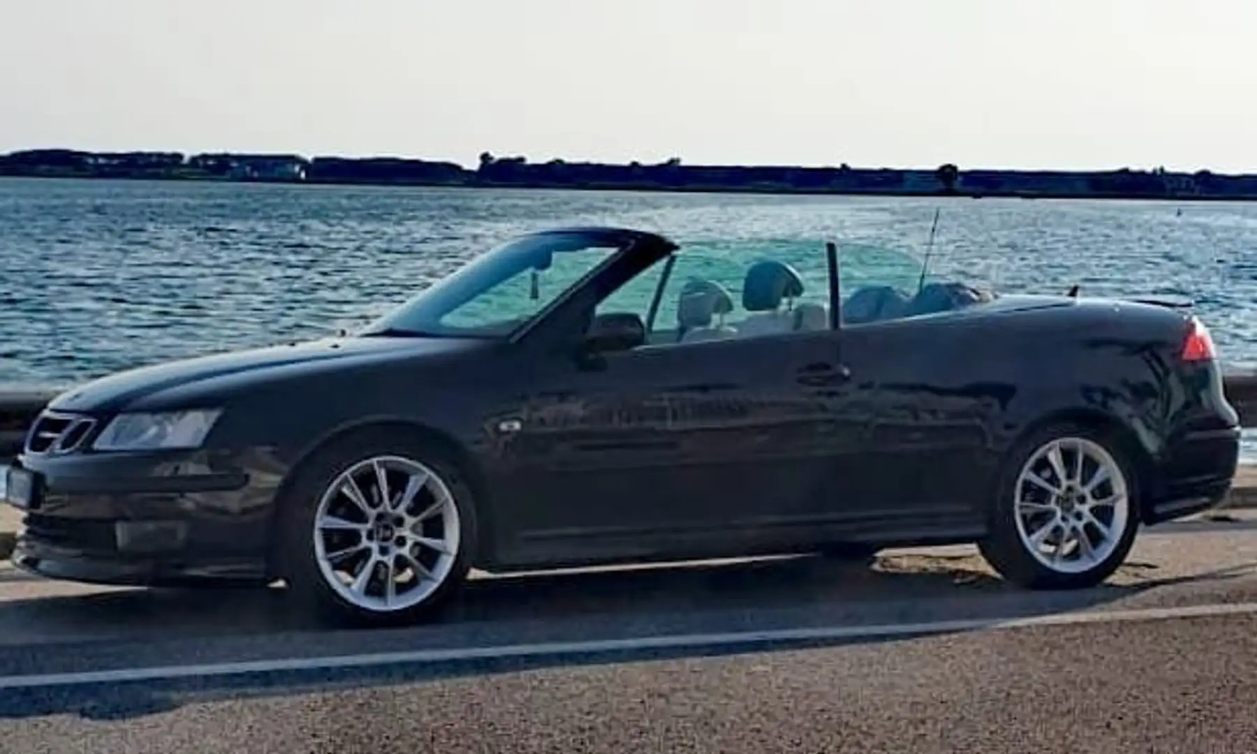 Saab 9-3 9-3 Cabrio 2.8 V6 Turbo Aero Schwarz - 1