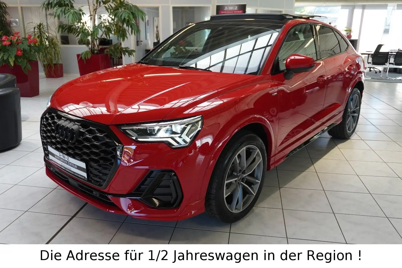 Audi Q3 Sportback 2xS-LINE 35 TFSI S-Tronic*AHK*PANO* Rood - 1