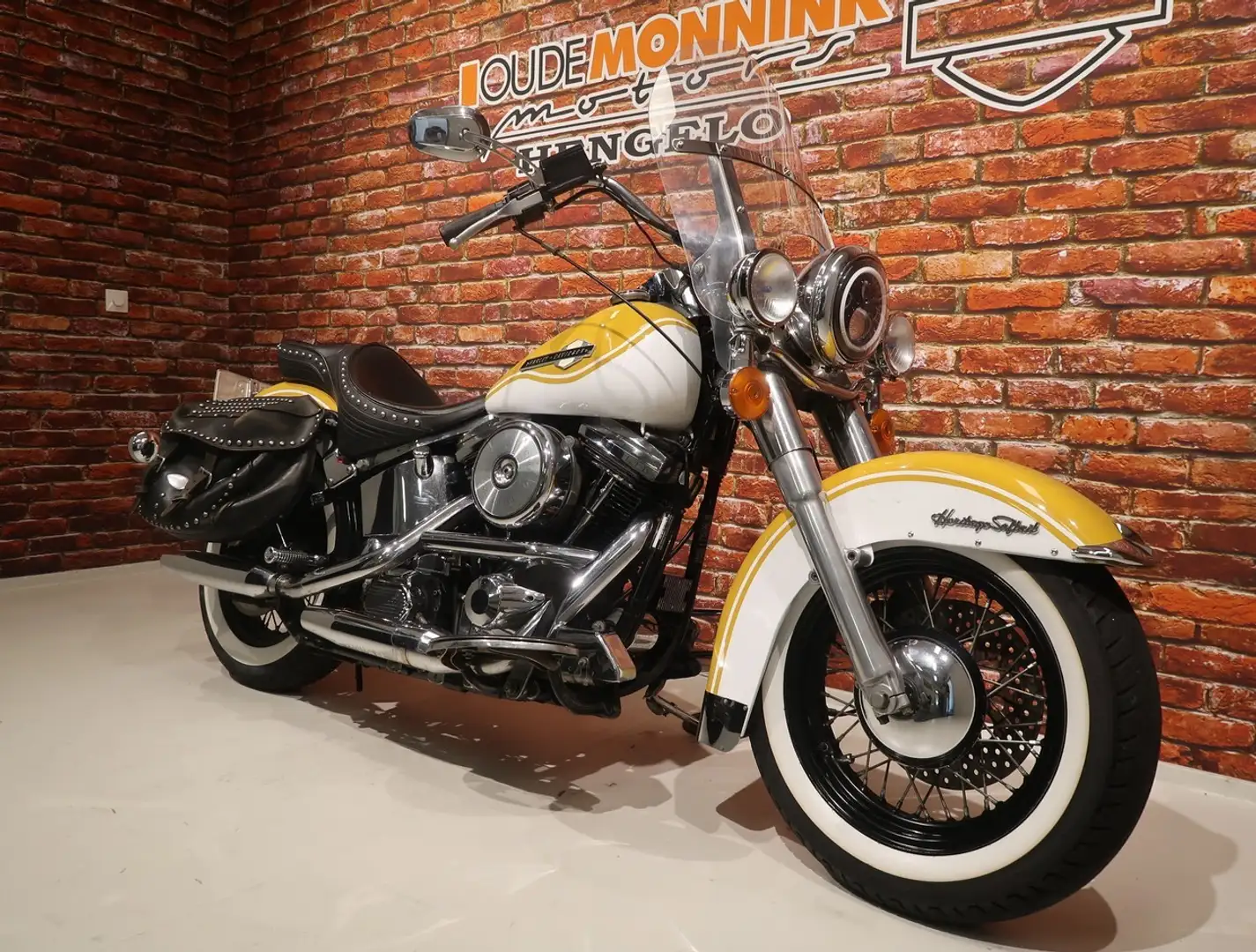 Harley-Davidson Heritage FLSTC Classic 1340 FLSTC Heritage Classic 1340 Evu Jaune - 2