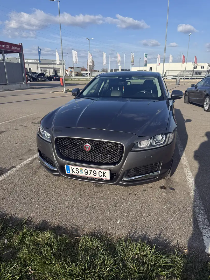 Jaguar XF 30d Prestige Aut. - 1