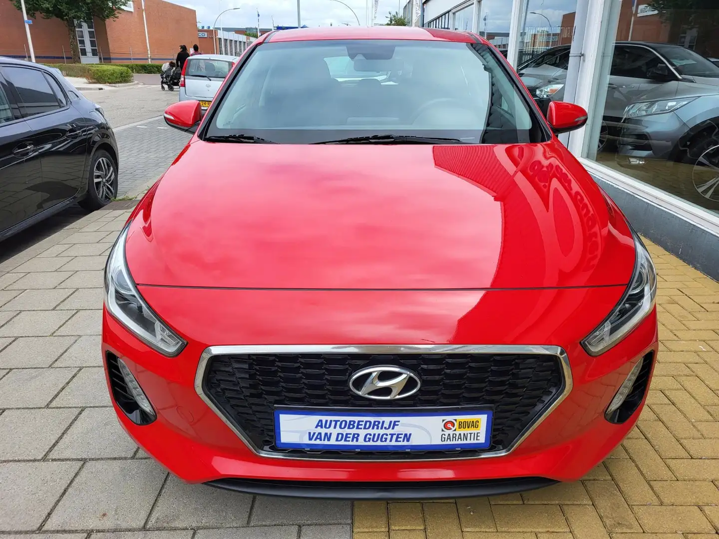 Hyundai i30 1.0 T-GDI Comfort / Airco / Bluetooth / Rood - 2
