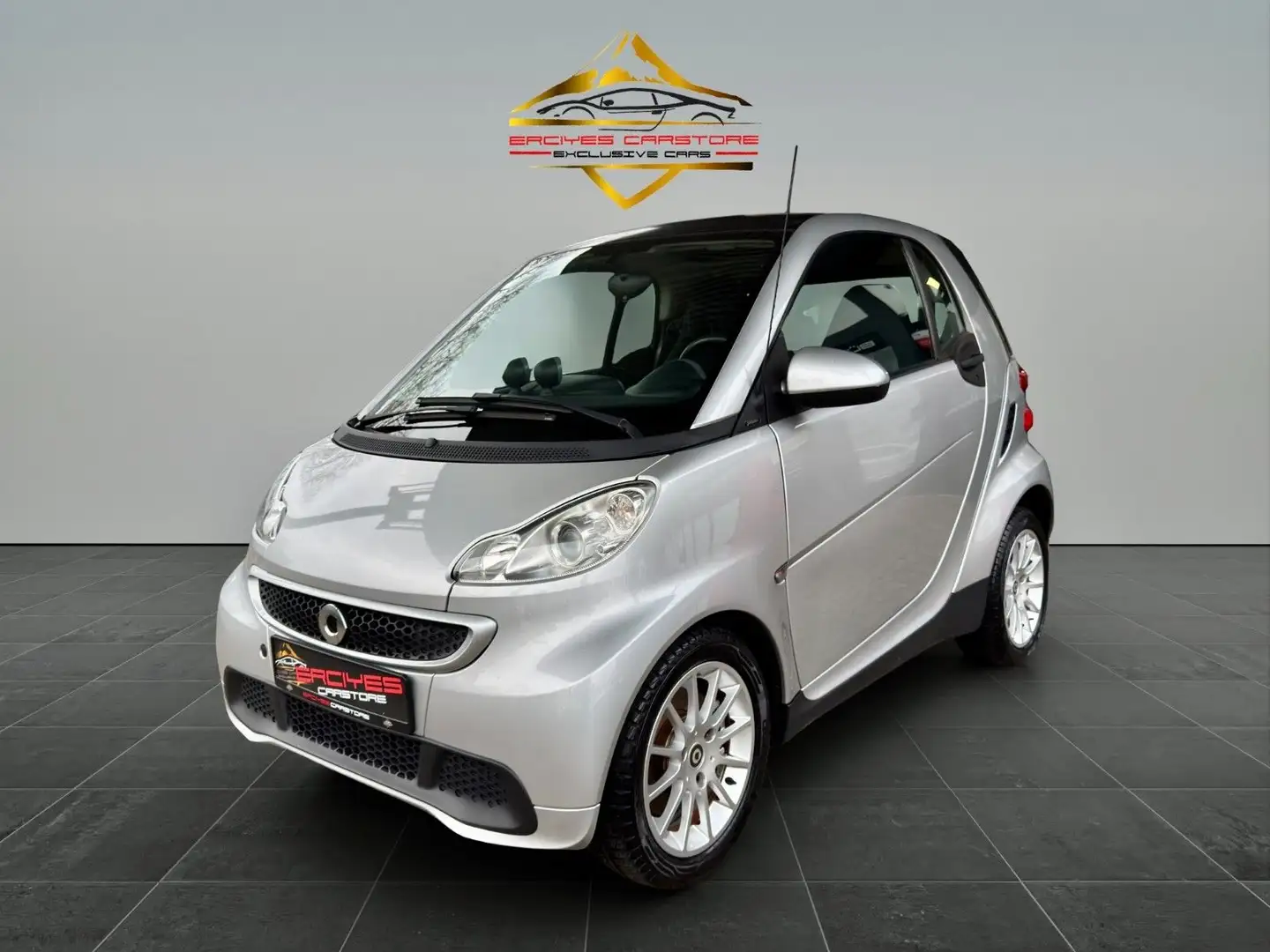 smart forTwo fortwo coupe Passion*PDC*KLIMA* Zilver - 1