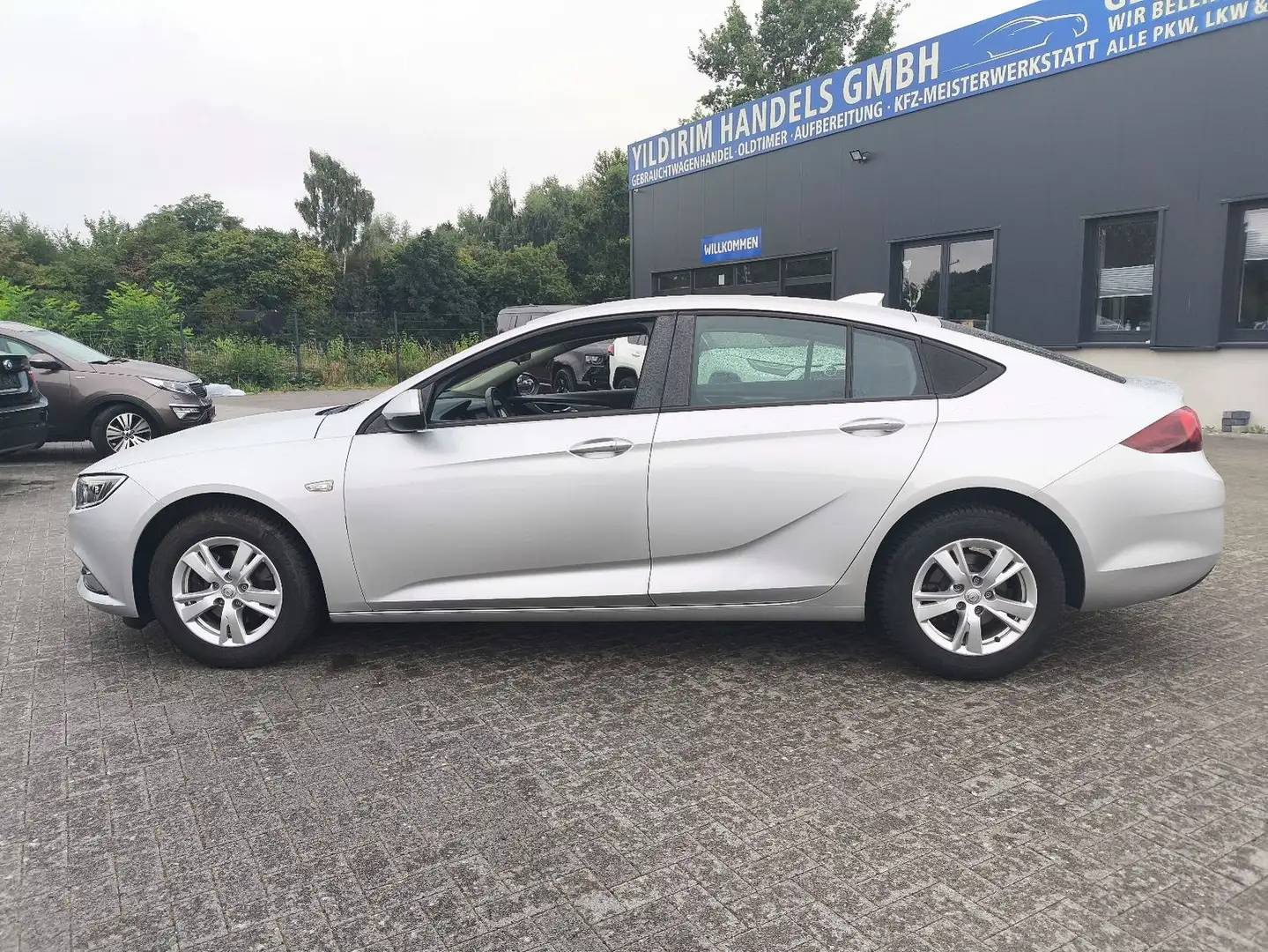 Opel Insignia B, OPA AUTO,1 HD,KLIMA,SITZHEIZUNG,ALU Silber - 1
