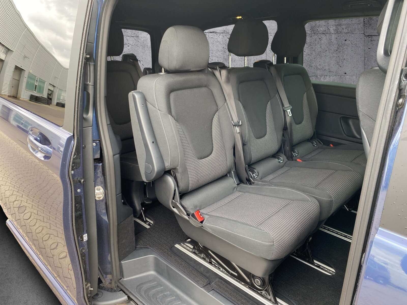 Mercedes-Benz V 250