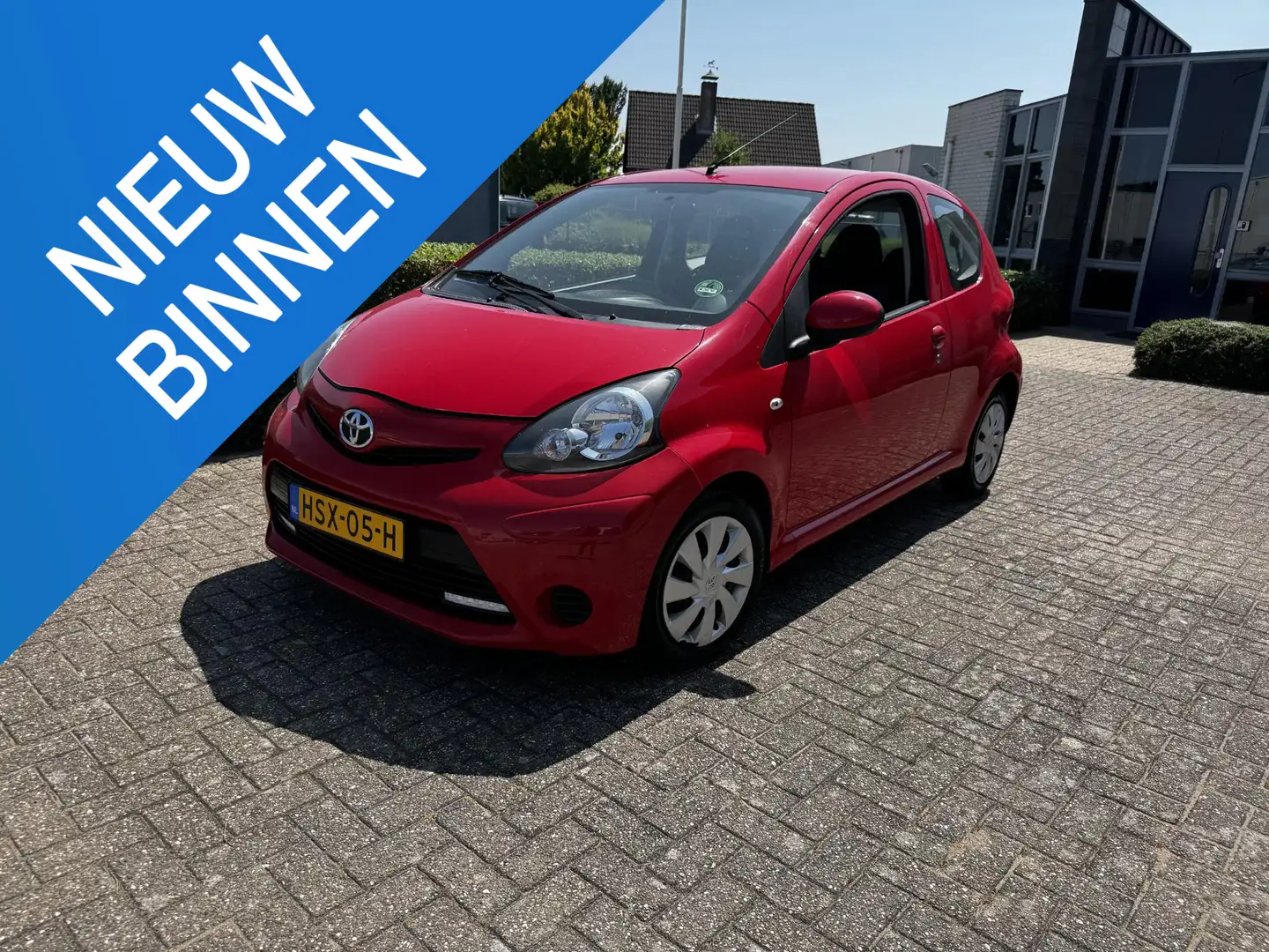 Toyota Aygo 1.0 VVT-i Access Rojo - 1