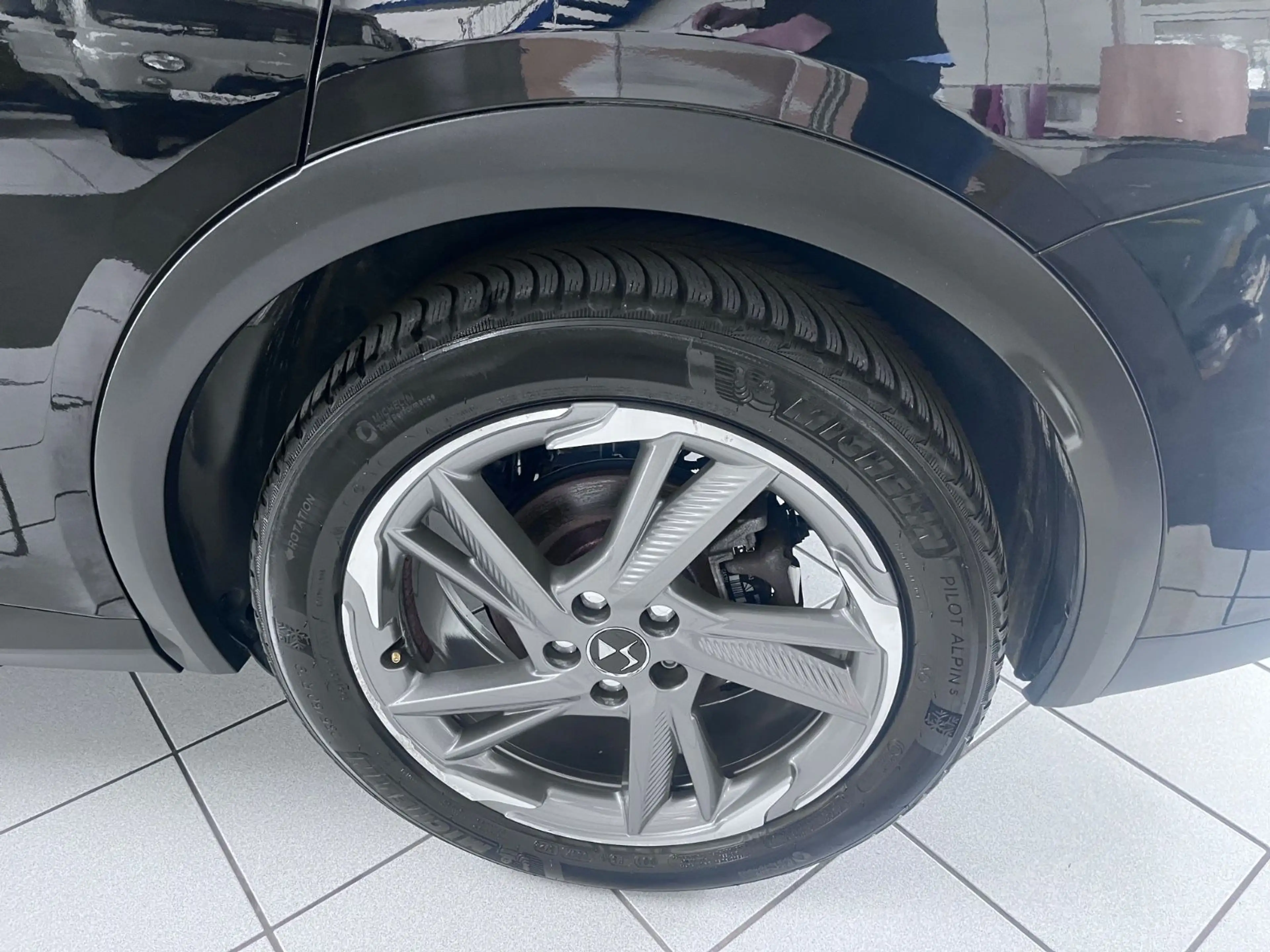 DS Automobiles DS 7 Crossback DS 7 Crossback E-Tense 4x4 So Chic — photo 9