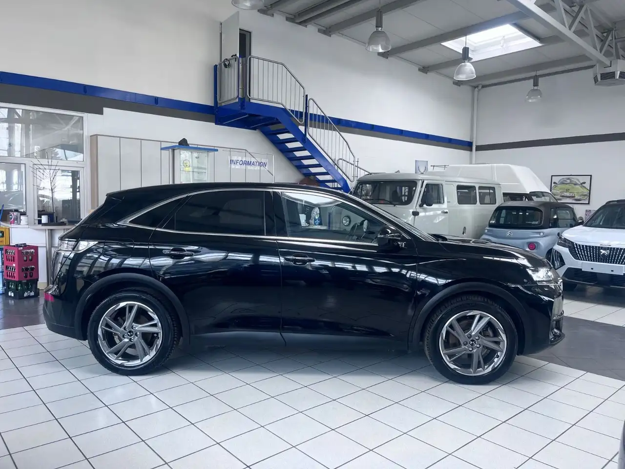 DS Automobiles DS 7 Crossback 2021 — фото 15