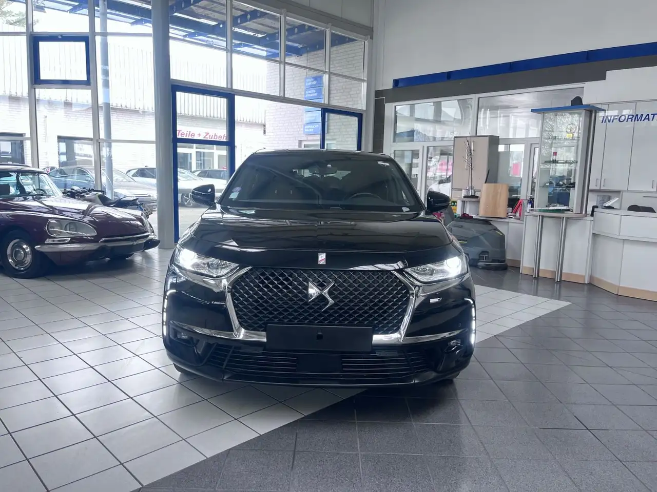 DS Automobiles DS 7 Crossback 2021