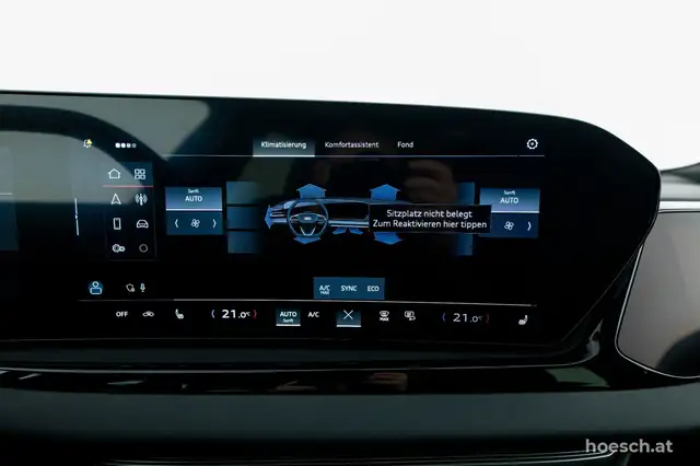 Audi A6 view 13