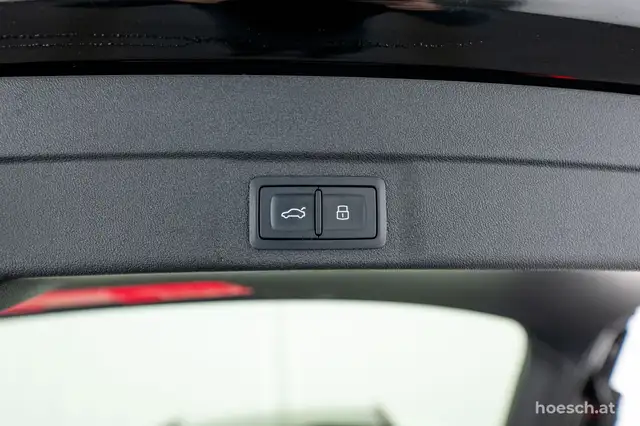 Audi A6 view 9