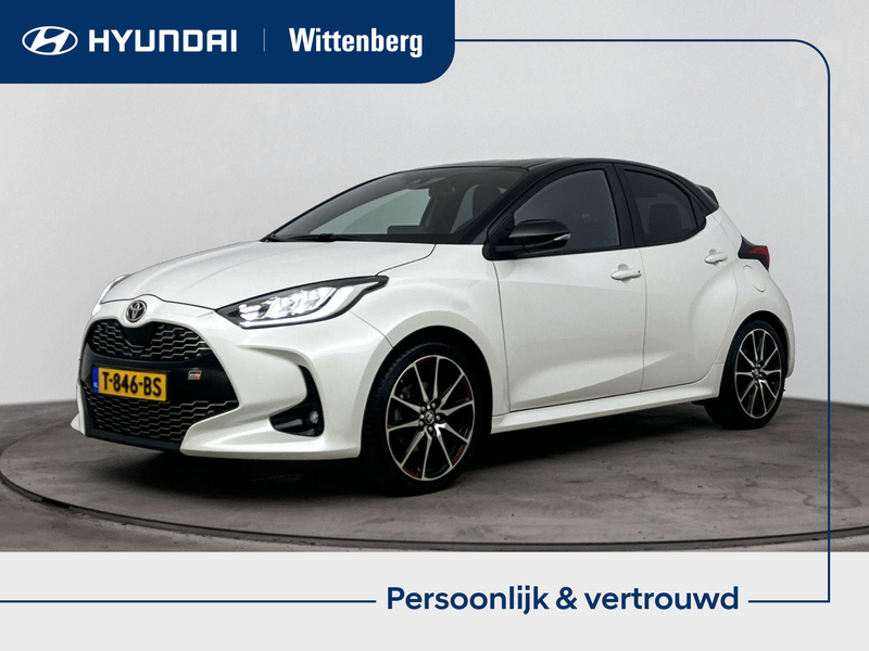 Toyota Yaris 1.5 Hybrid GR Sport Bi-tone Pearl White / Zwart da
