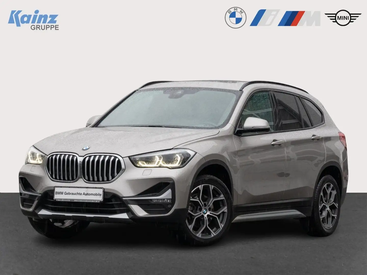 BMW X1 sDrive18i (2 xLine Grau - 1