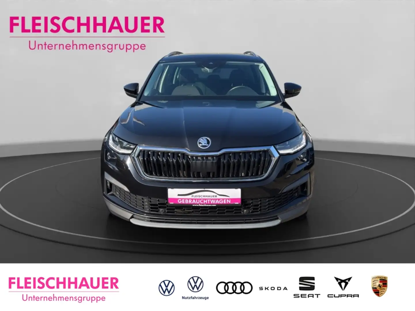 Skoda Kodiaq Tour 2.0 Clever TSI 4x4 DSG+PANORAMAD+AHK Schwarz - 2