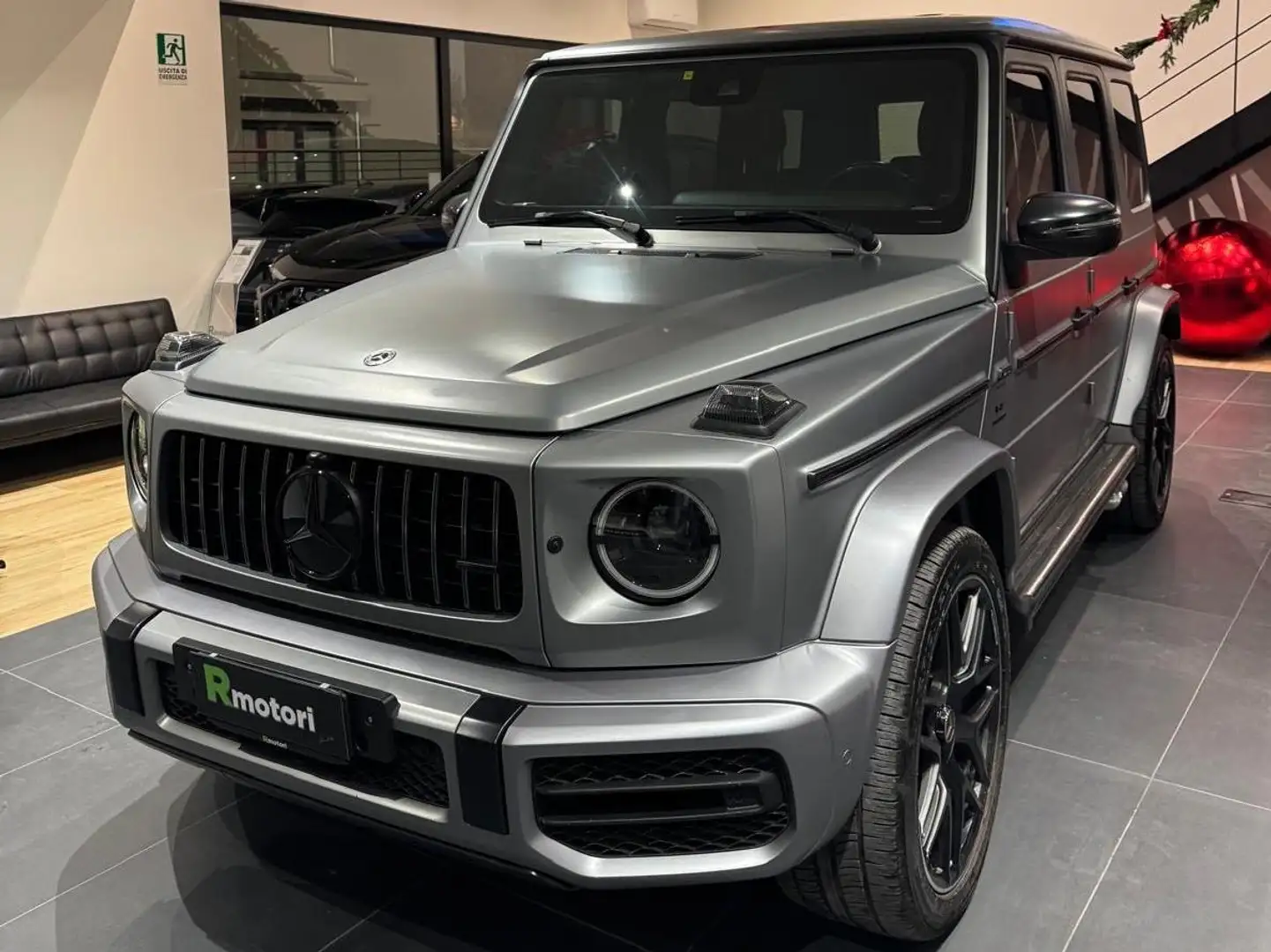 Mercedes-Benz G 63 AMG G 63 AMG Premium 585cv auto Gris - 2