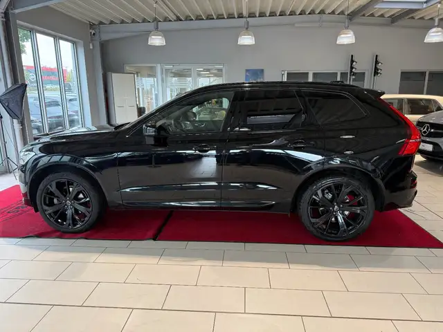Volvo XC60 view 8