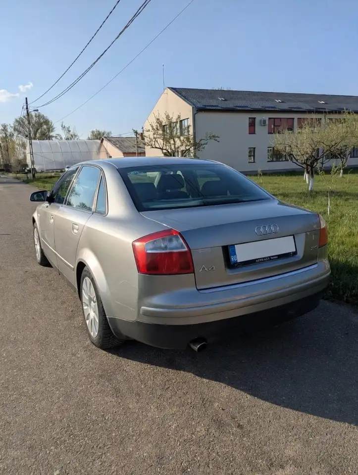 Audi A4 2.0, foto 9