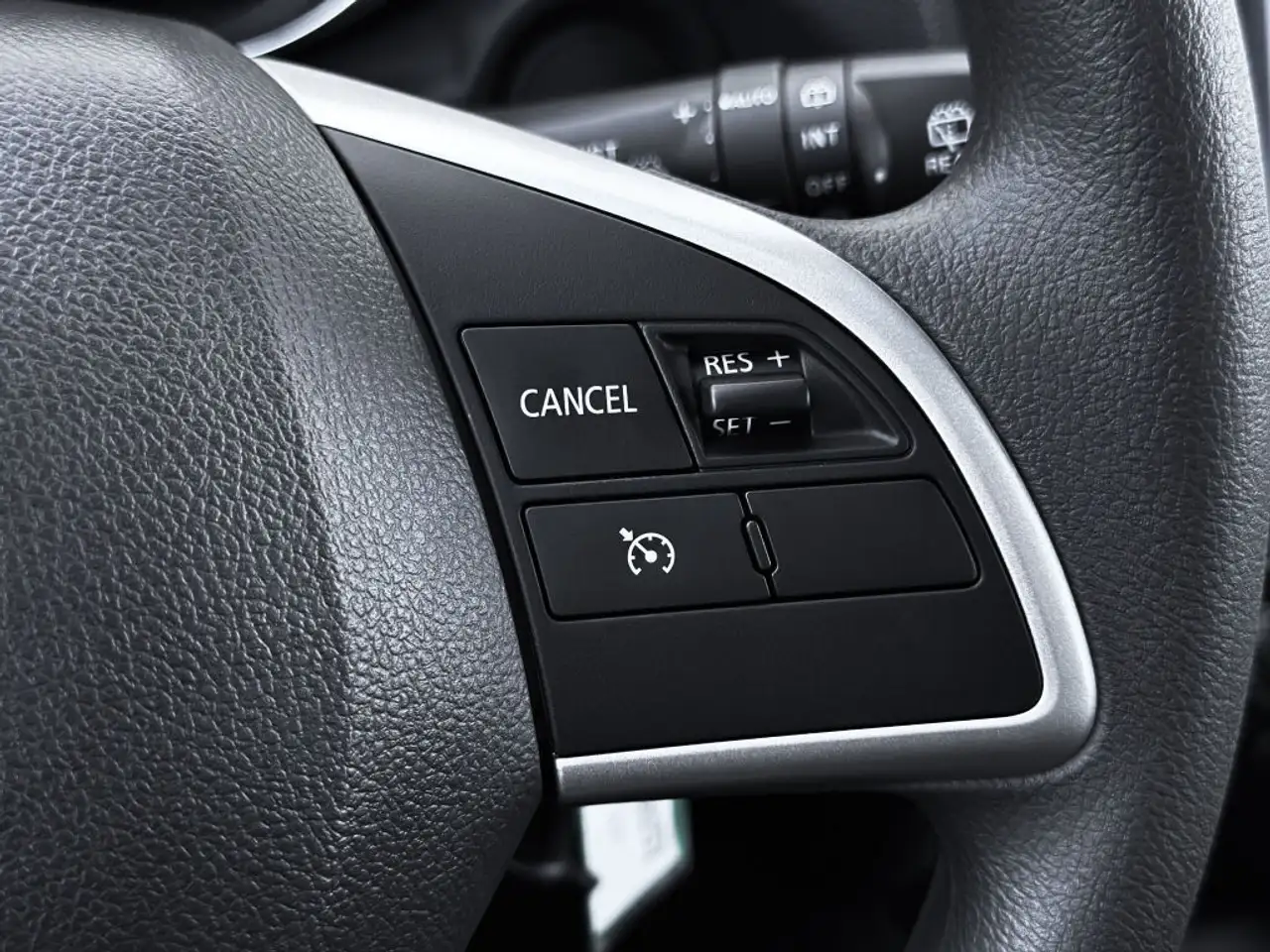 Mitsubishi RVR снимка Mitsubishi RVR