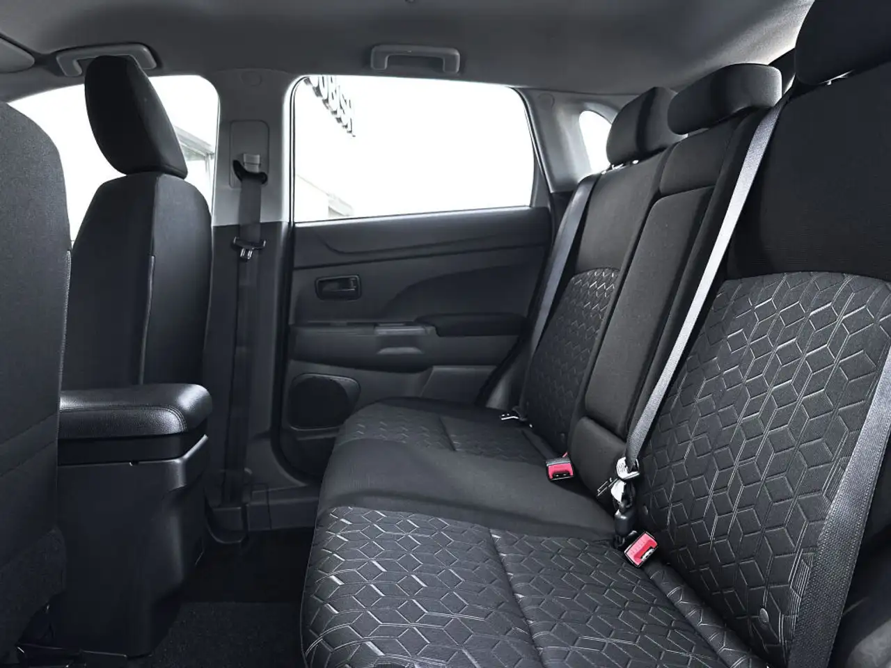 Mitsubishi RVR снимка Mitsubishi RVR