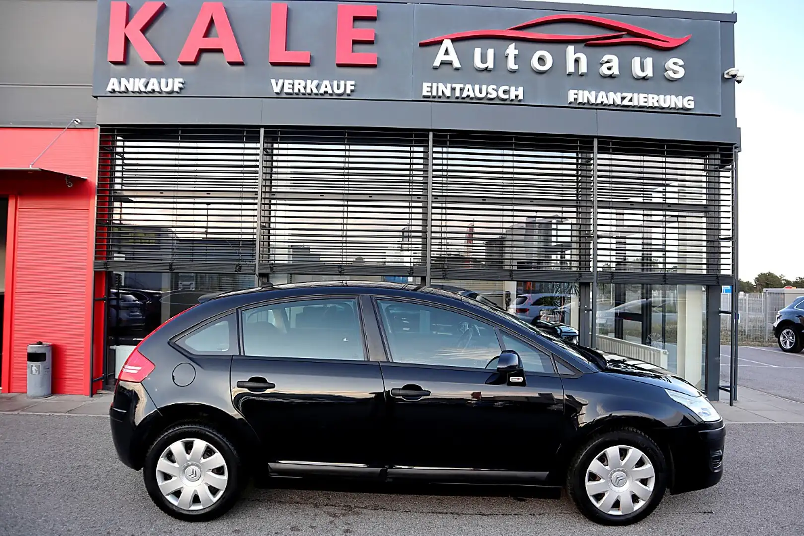 Citroen C4 1.4 16V SX *Neues Pickerl & Zahnriemen* Schwarz - 2