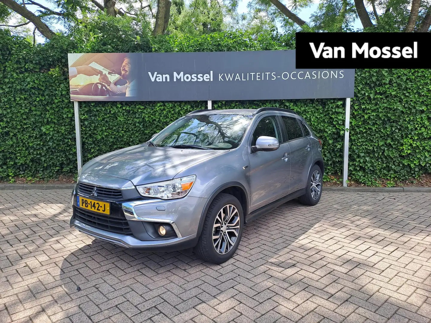 Mitsubishi ASX 1.6 Cleartec Connect Pro | TREKHAAK | NAVIGATIE | Grau - 1