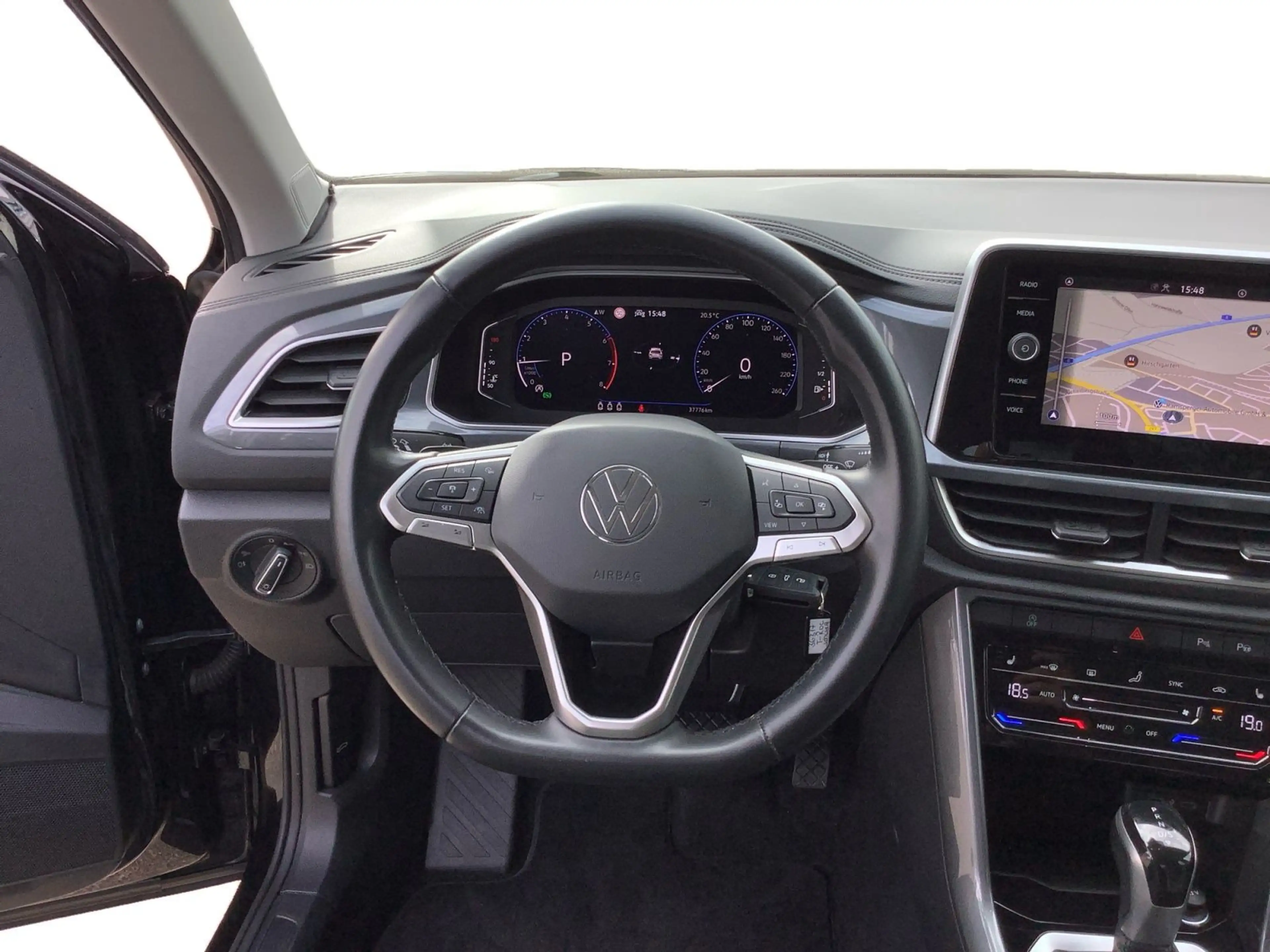 Volkswagen T-Roc Style 1.5 l TSI OPF 110 kW (150 PS) 7-Gang — photo 12