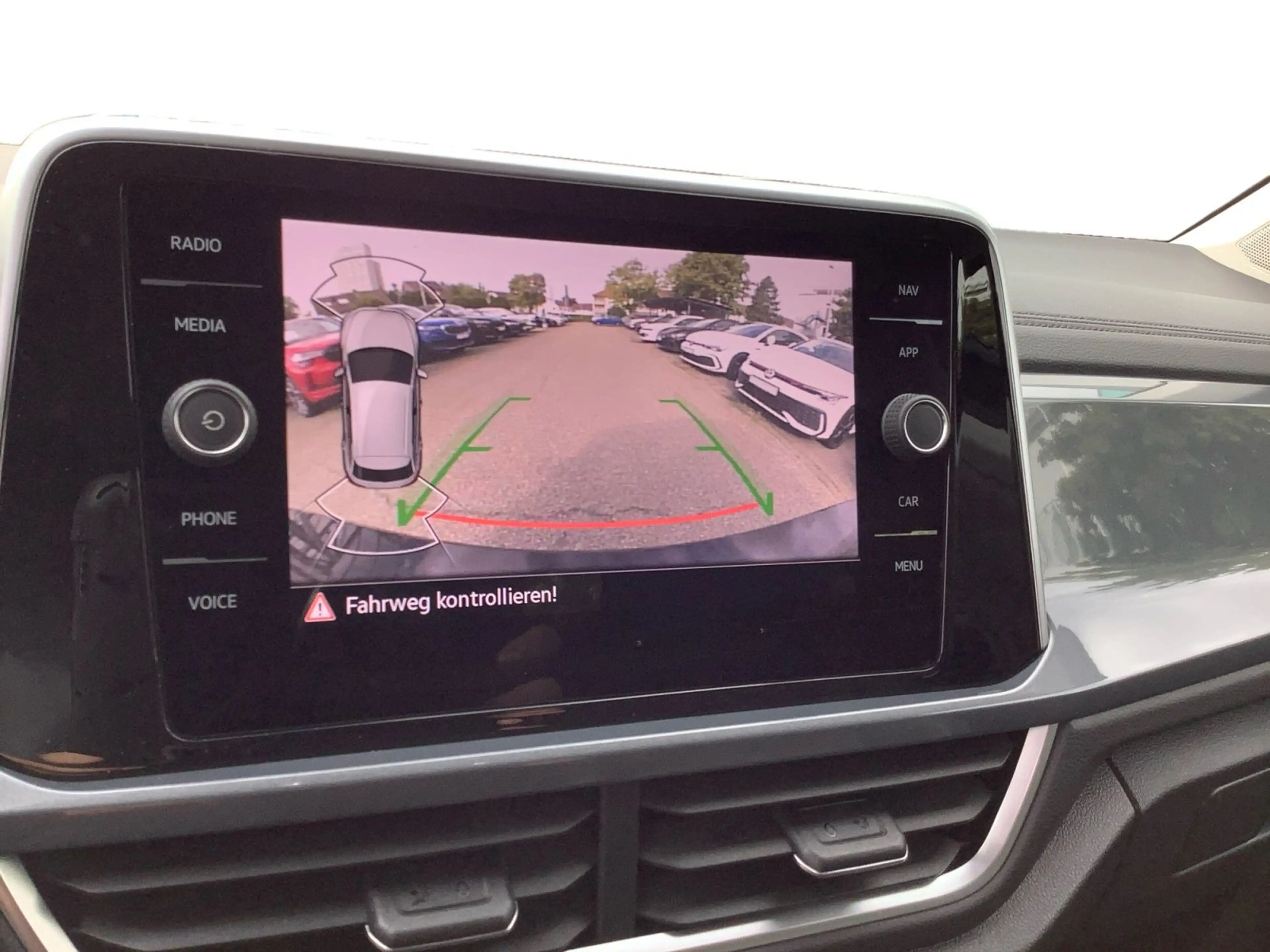 Volkswagen T-Roc Style 1.5 l TSI OPF 110 kW (150 PS) 7-Gang — photo 14