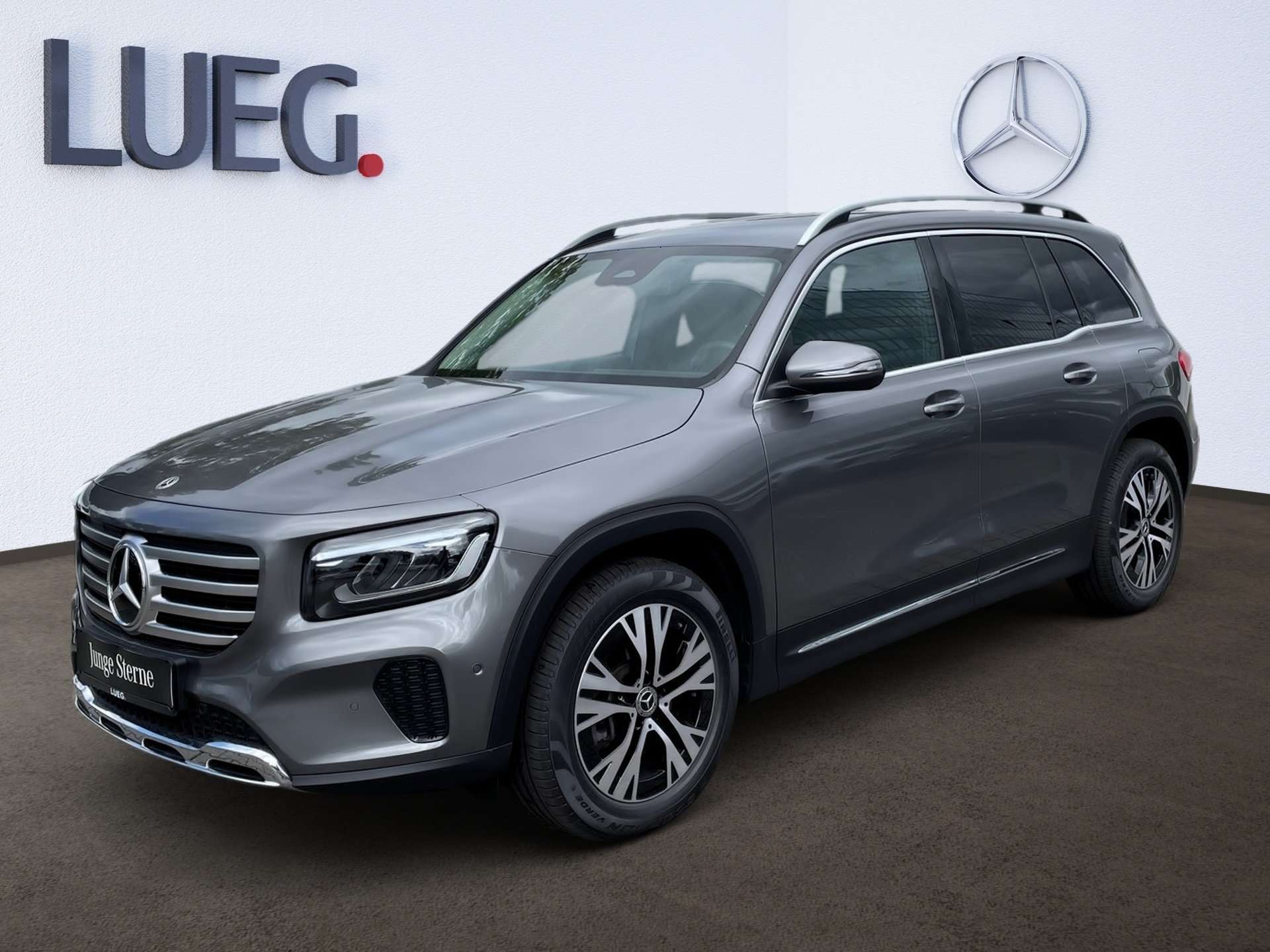 Mercedes-Benz GLB 220