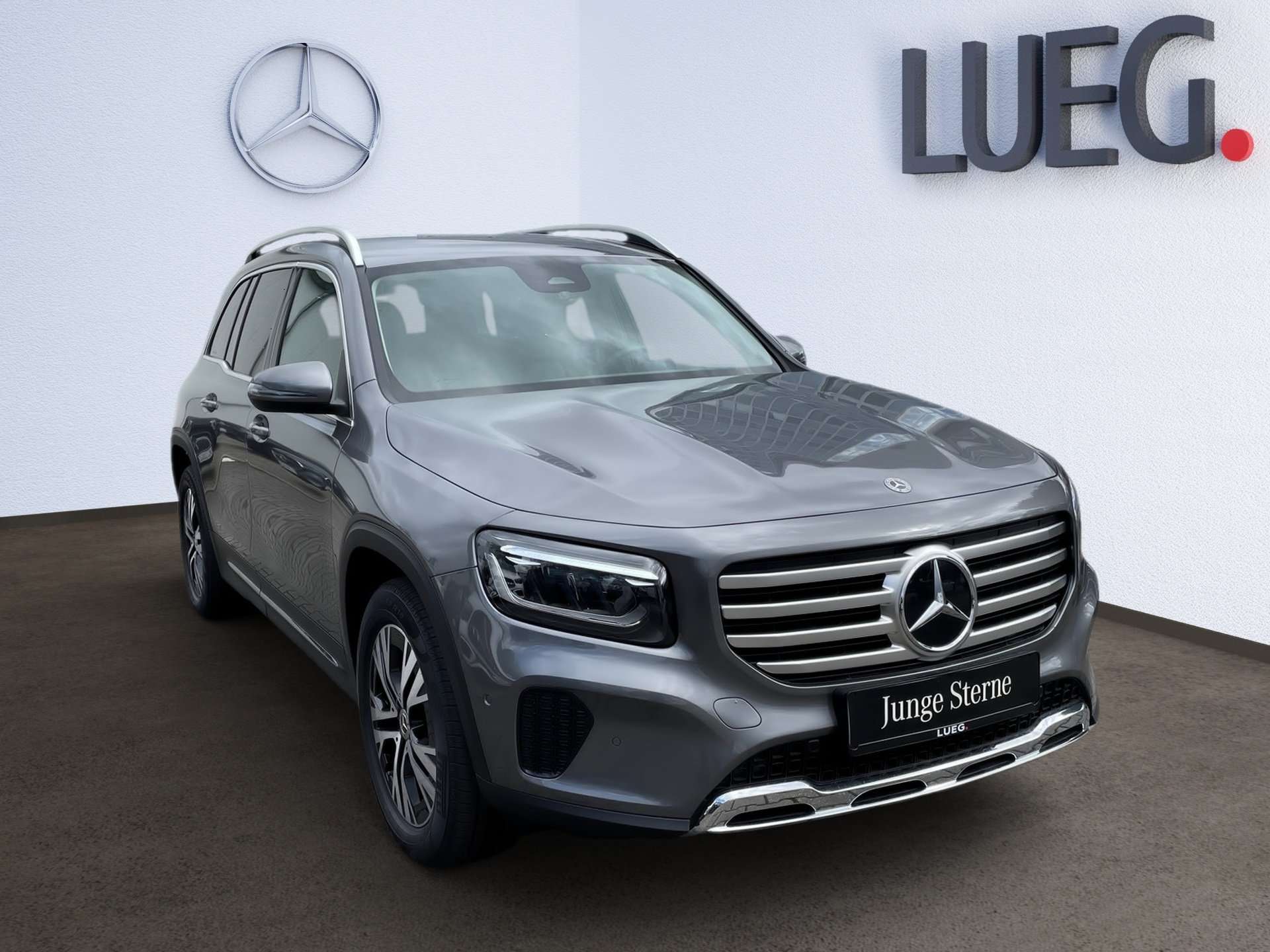 Mercedes-Benz GLB 220
