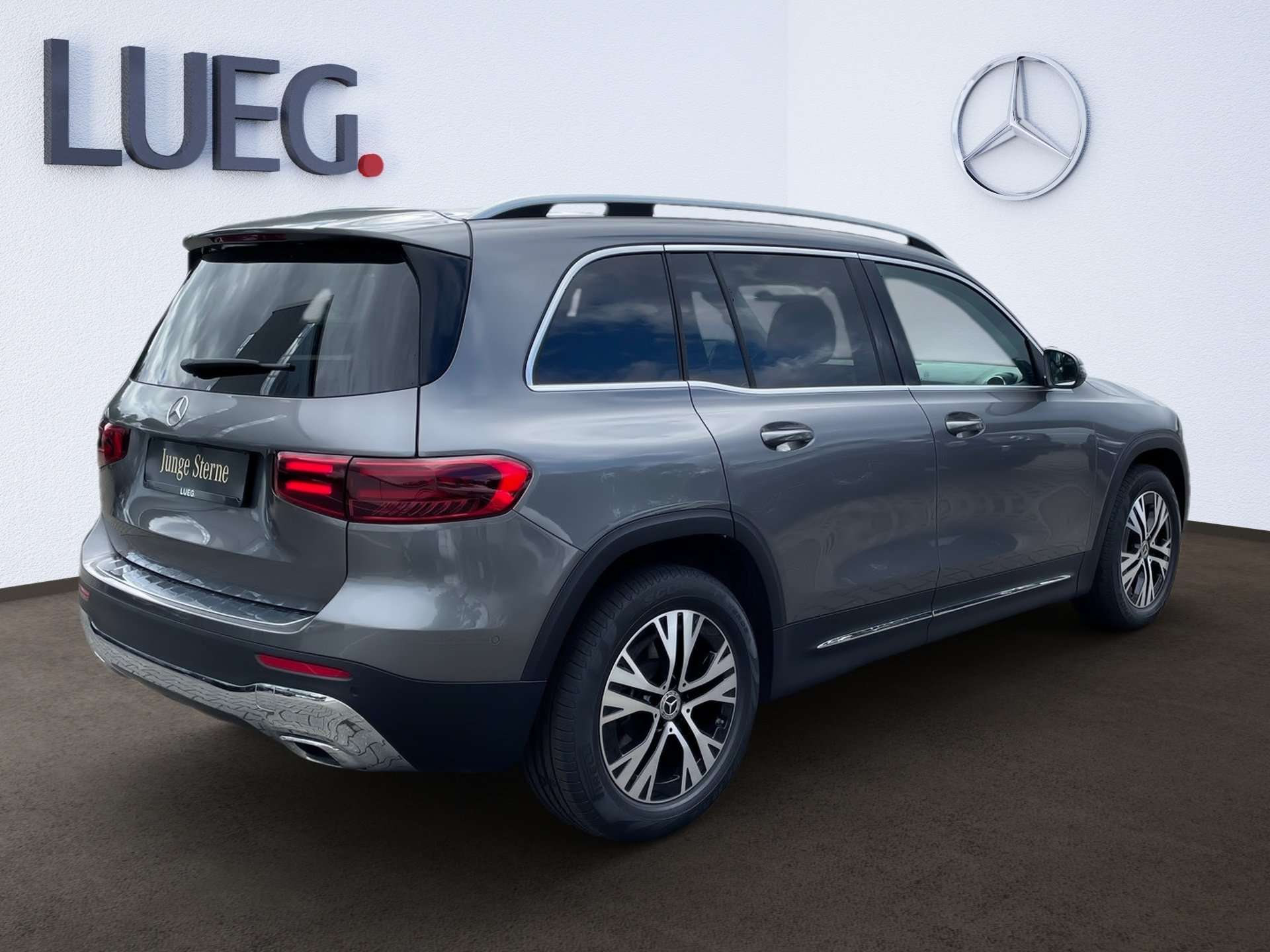 Mercedes-Benz GLB 220