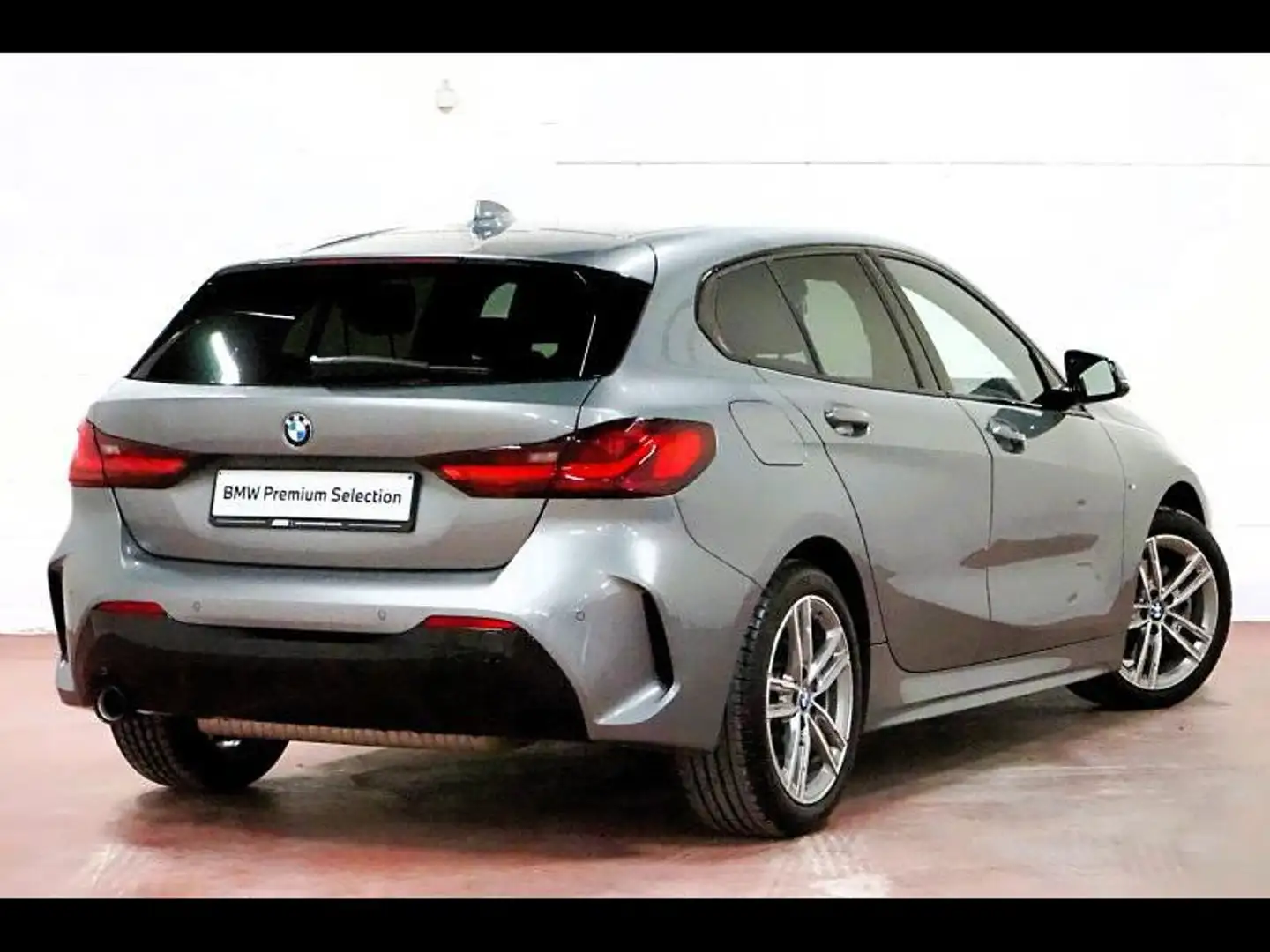 BMW 116 M SPORT - AUTOMAAT - NAVI - LE Gris - 2