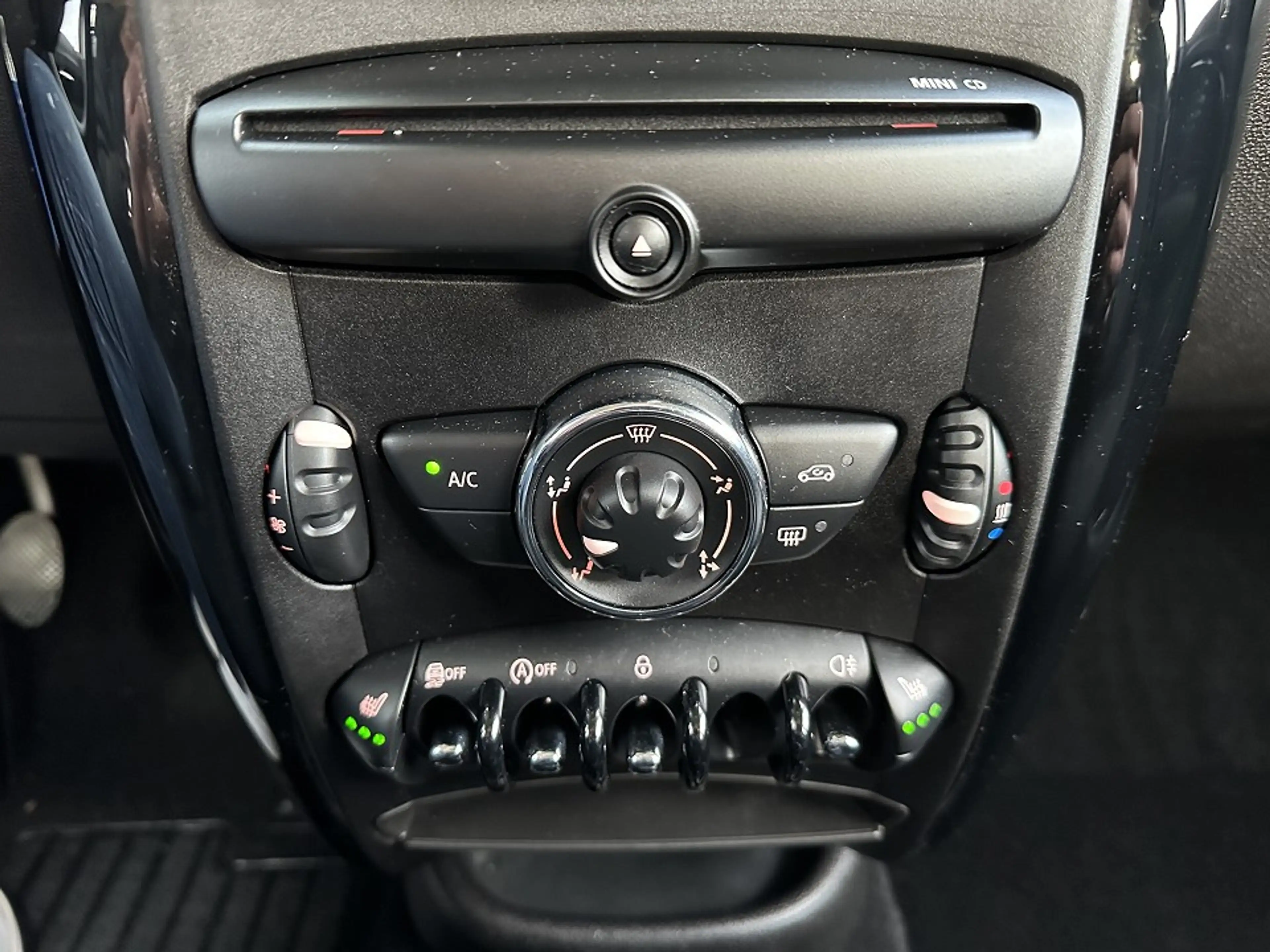 MINI One D Countryman 90PS KLIMA+EPH+RADIO+MP3+SITZHEIZUNG+ — photo 15