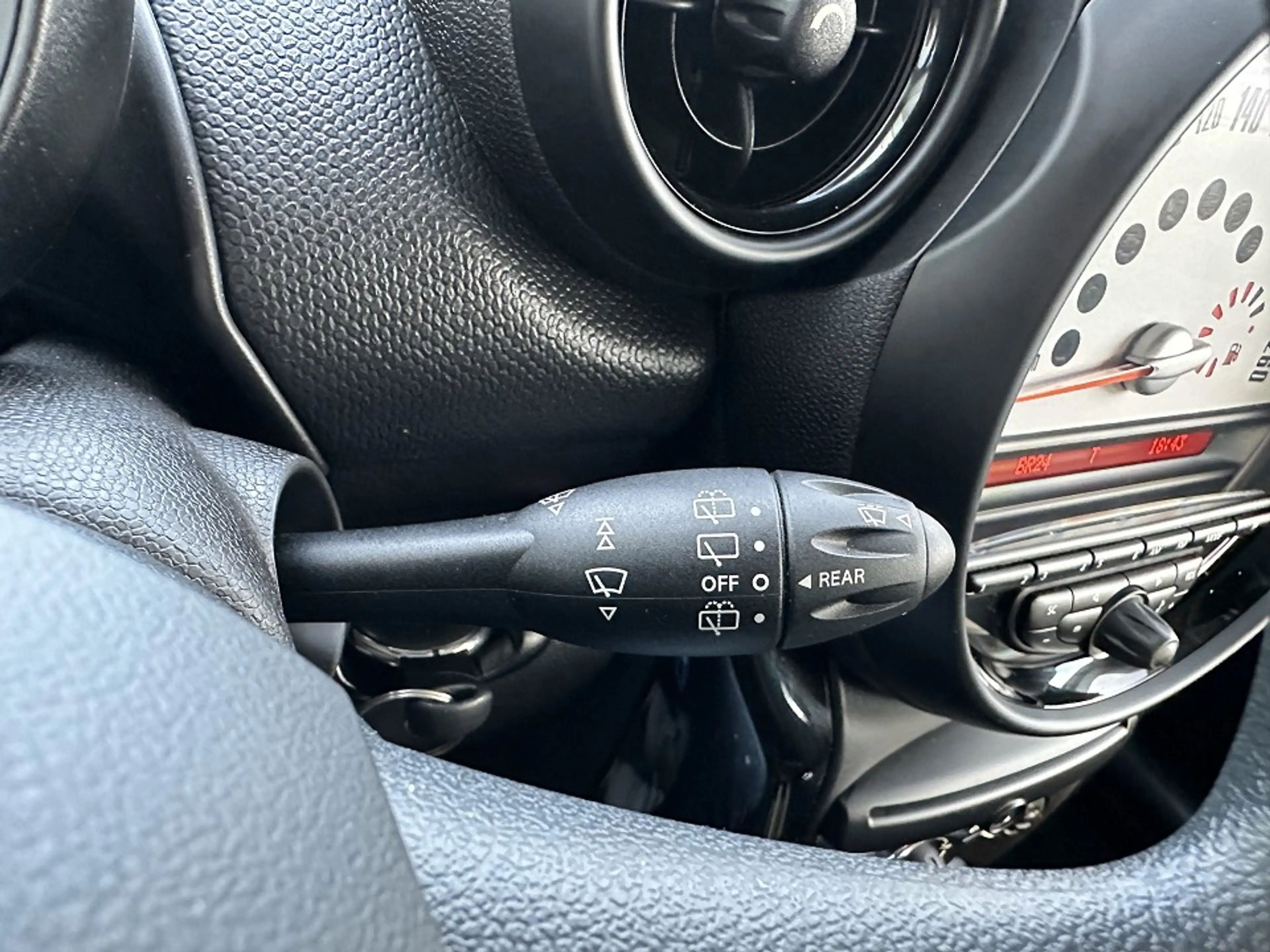 MINI One D Countryman 90PS KLIMA+EPH+RADIO+MP3+SITZHEIZUNG+ — photo 13