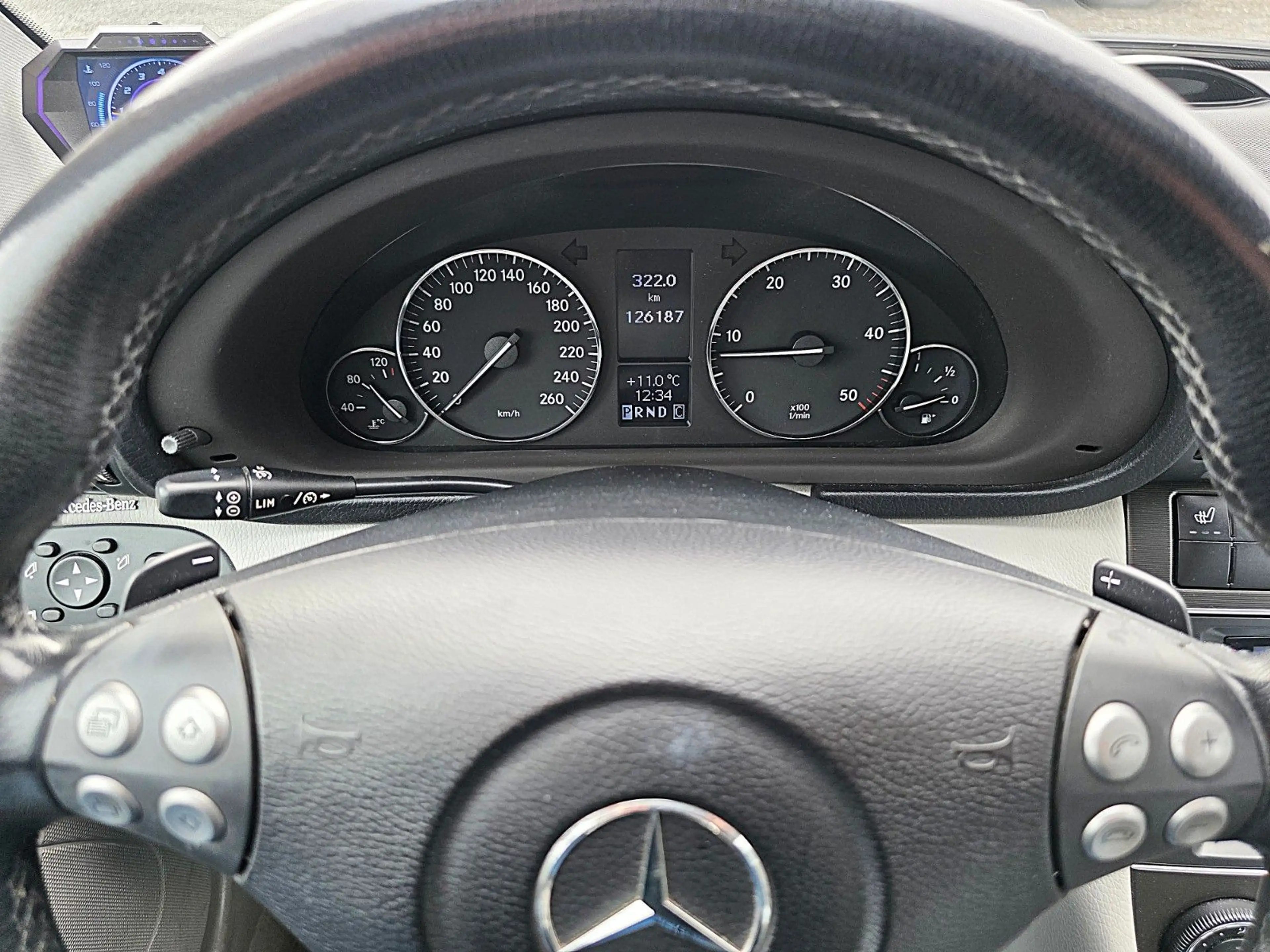 Mercedes-Benz C 220 CDI Evolution (PANO/XENON/LEDER/PDC/SHZ) — photo 9