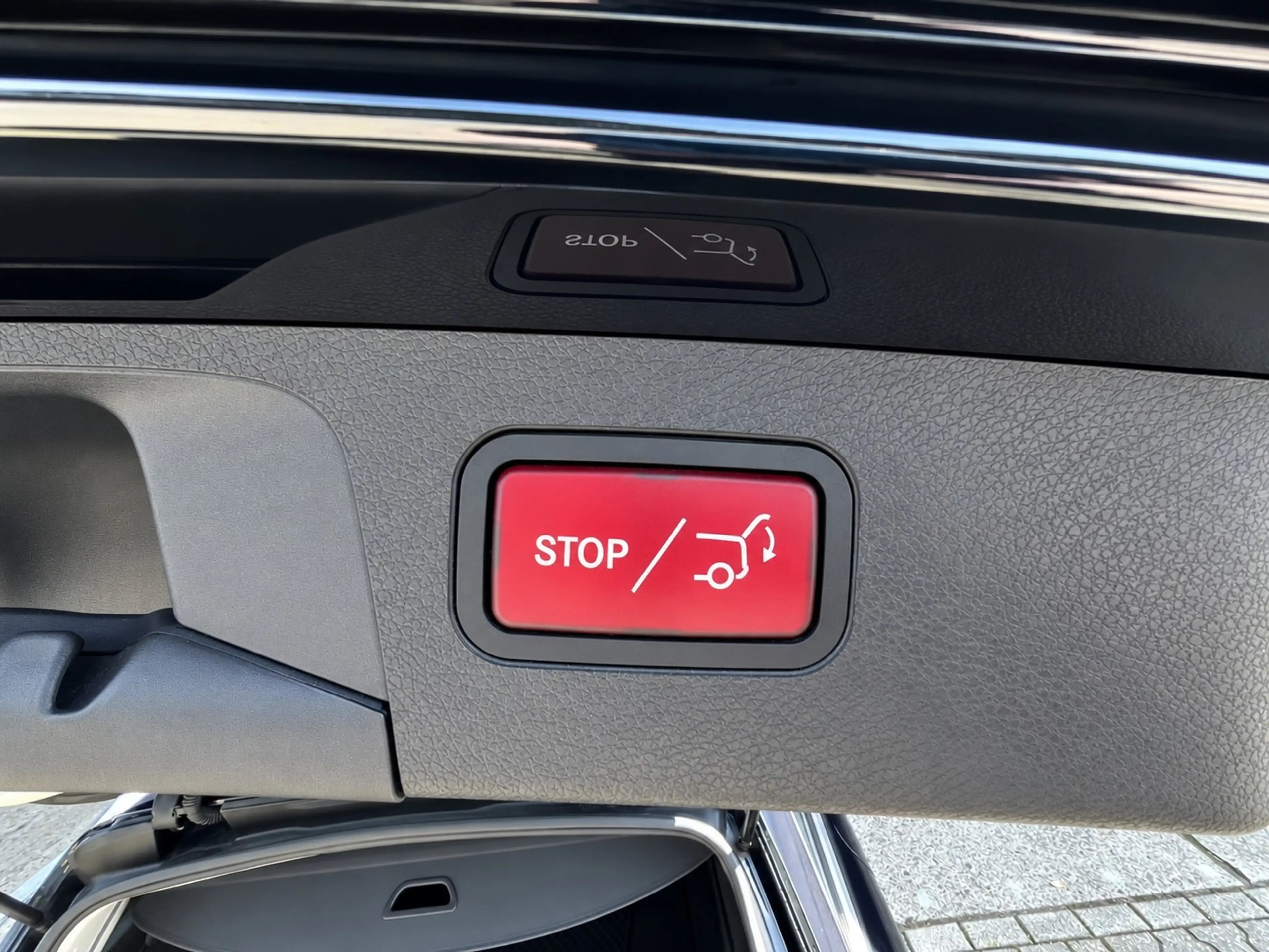 Mercedes-Benz E 200 Pano HeadUp Kamera WideScreen — photo 14