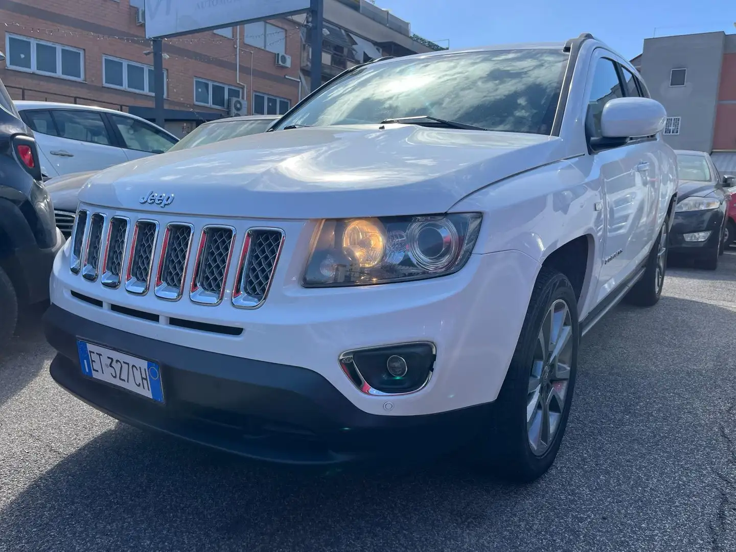 Jeep Compass Compass 2.2 crd North 2wd 136cv LIMITED Blanc - 1