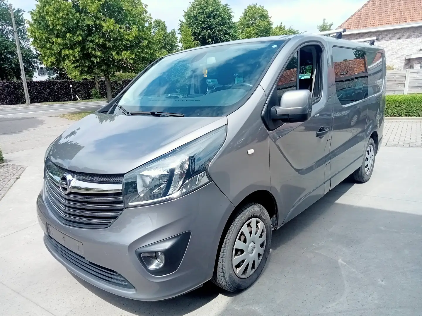 Opel Vivaro 1.6 CDTi L2H1 Double Cabine 5PL*CAMERA*GPS*TREKH Grijs - 2