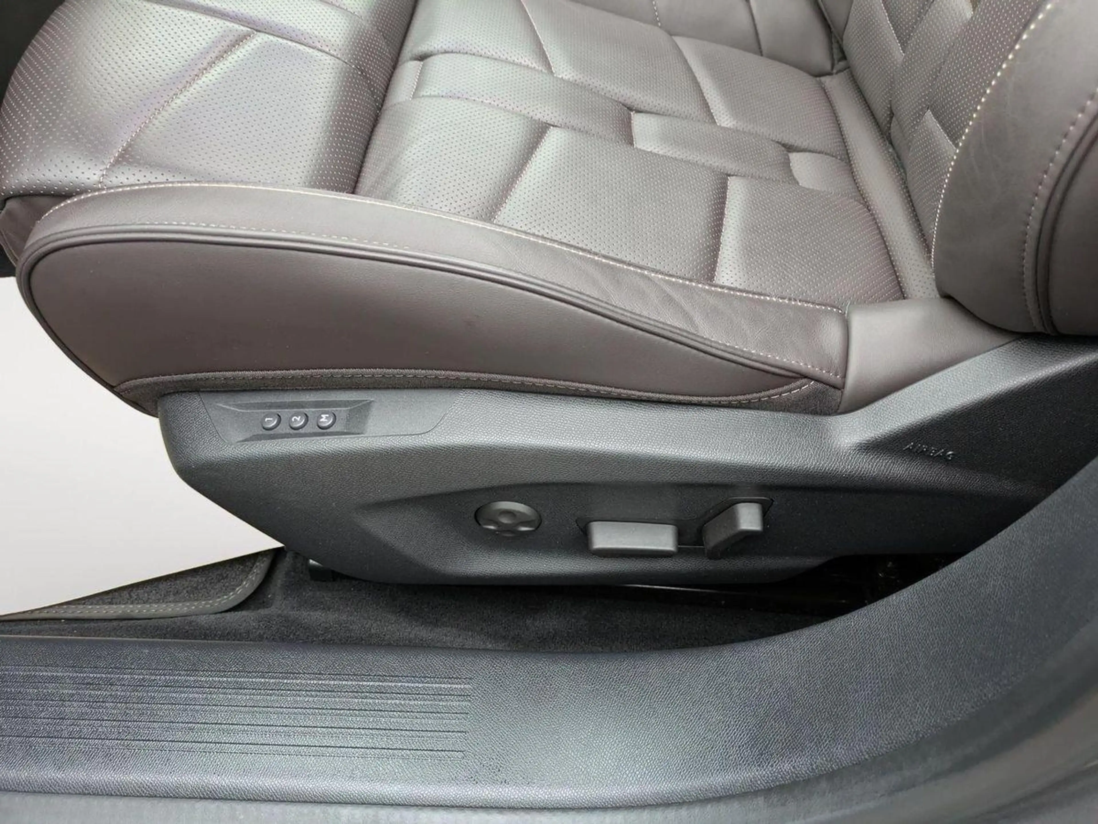 DS Automobiles DS 4 1.2 12V e-THP / PureTech — photo 6